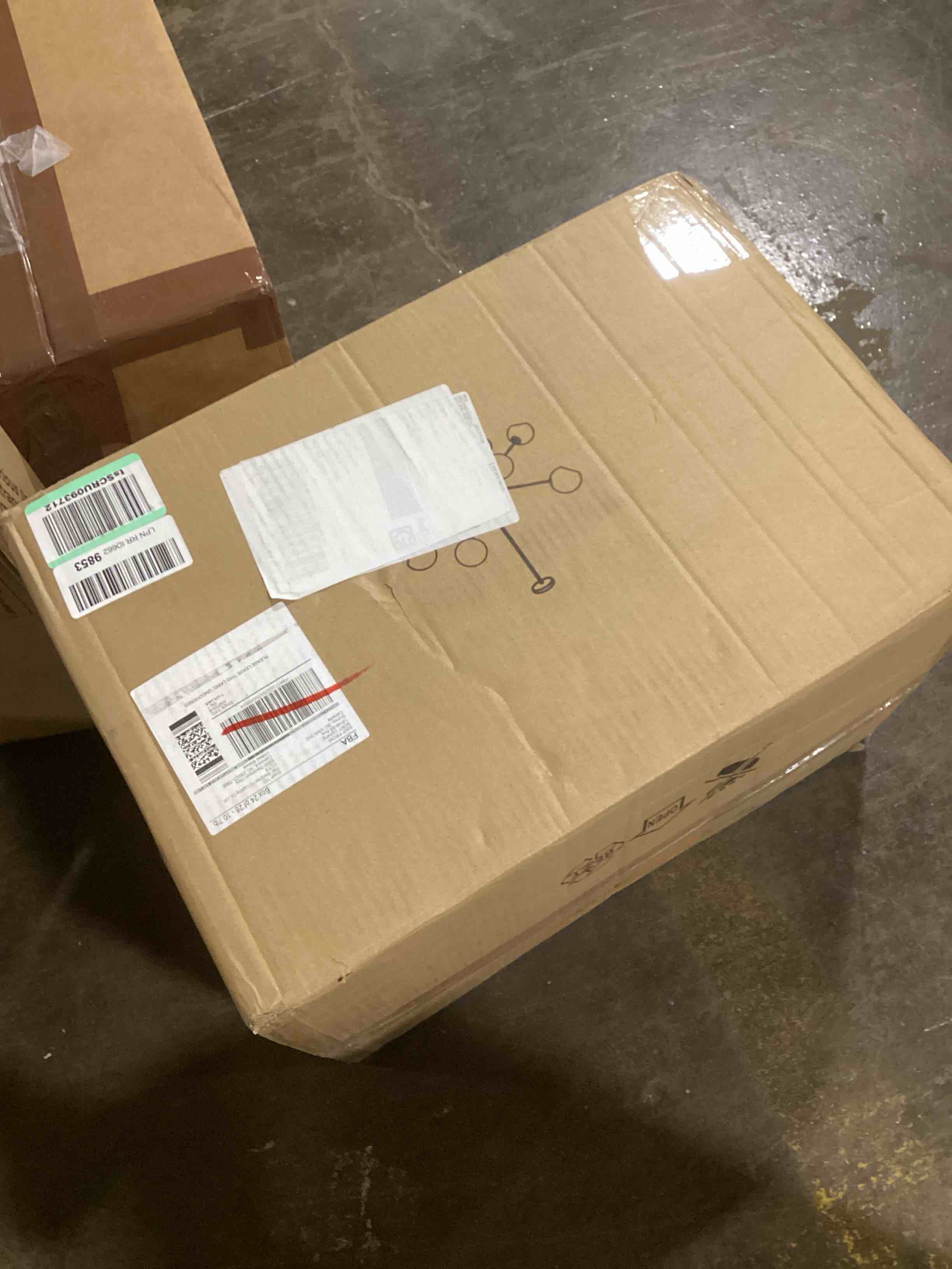 https://s3.amazonaws.com/lotting-images-prod/bidfta/YEL6027376_1708958420911.jpeg