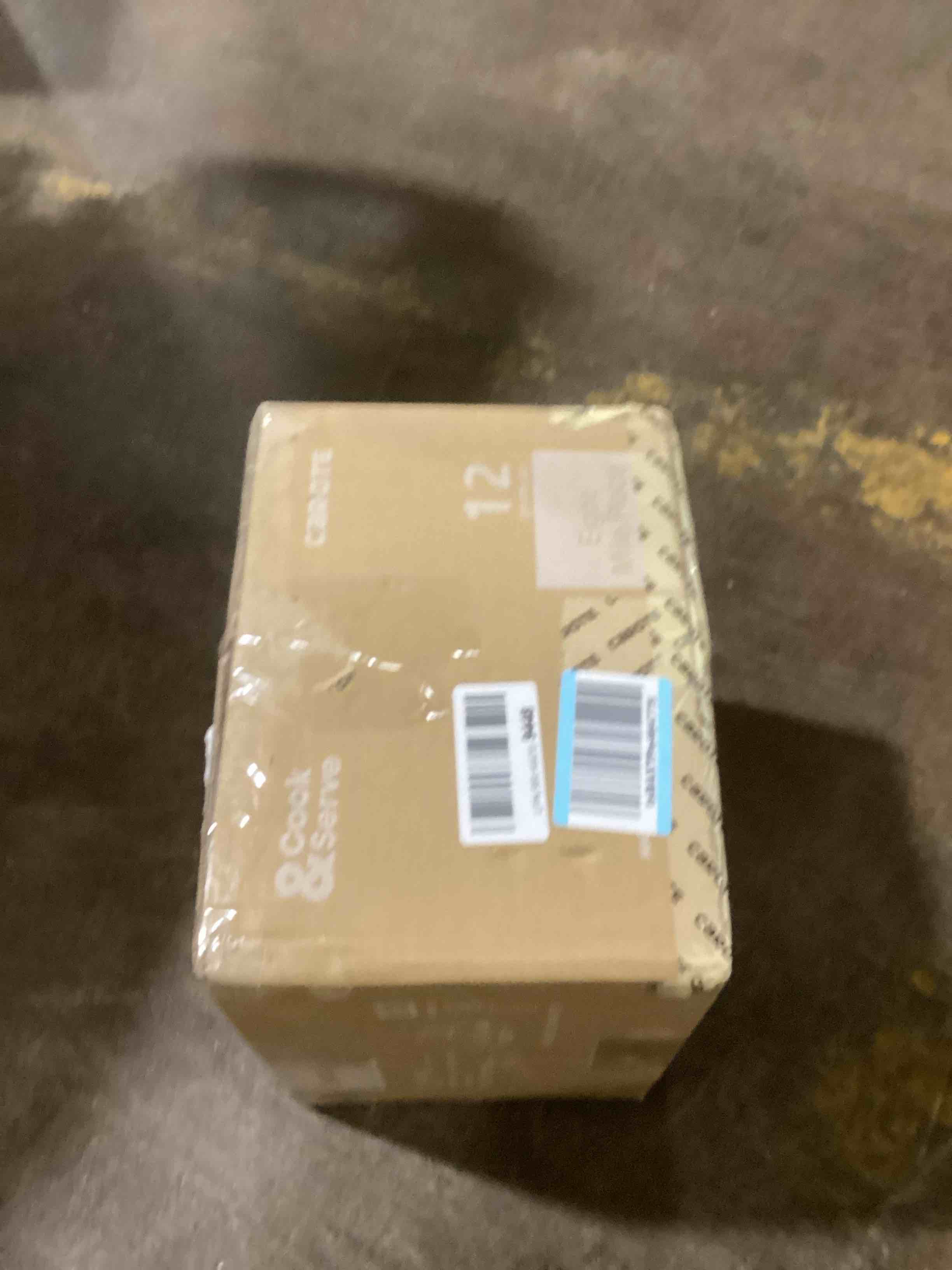 https://s3.amazonaws.com/lotting-images-prod/bidfta/YEL6027892_1708013057707.jpeg