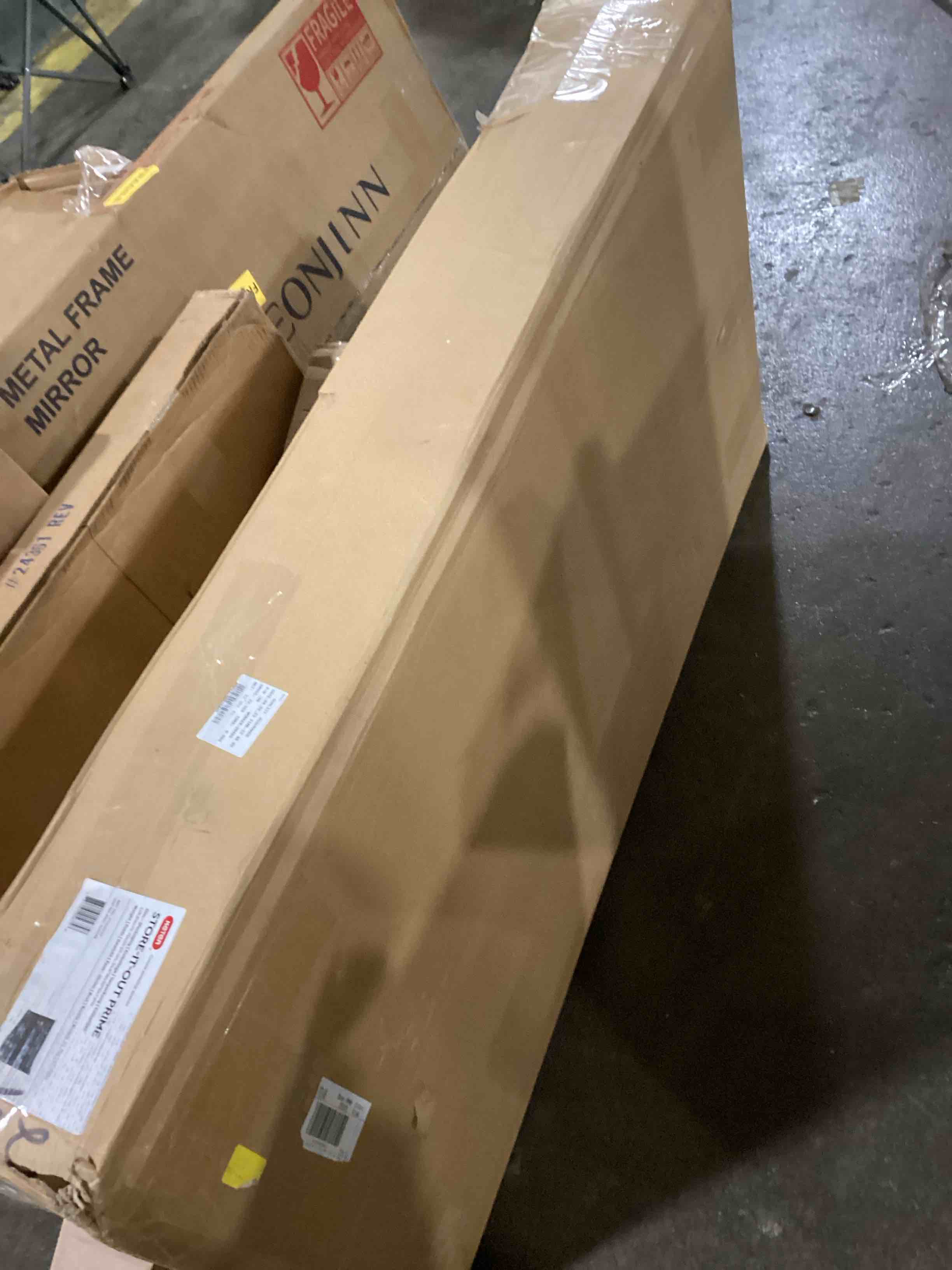 https://s3.amazonaws.com/lotting-images-prod/bidfta/YEL6028127_1708109551708.jpeg