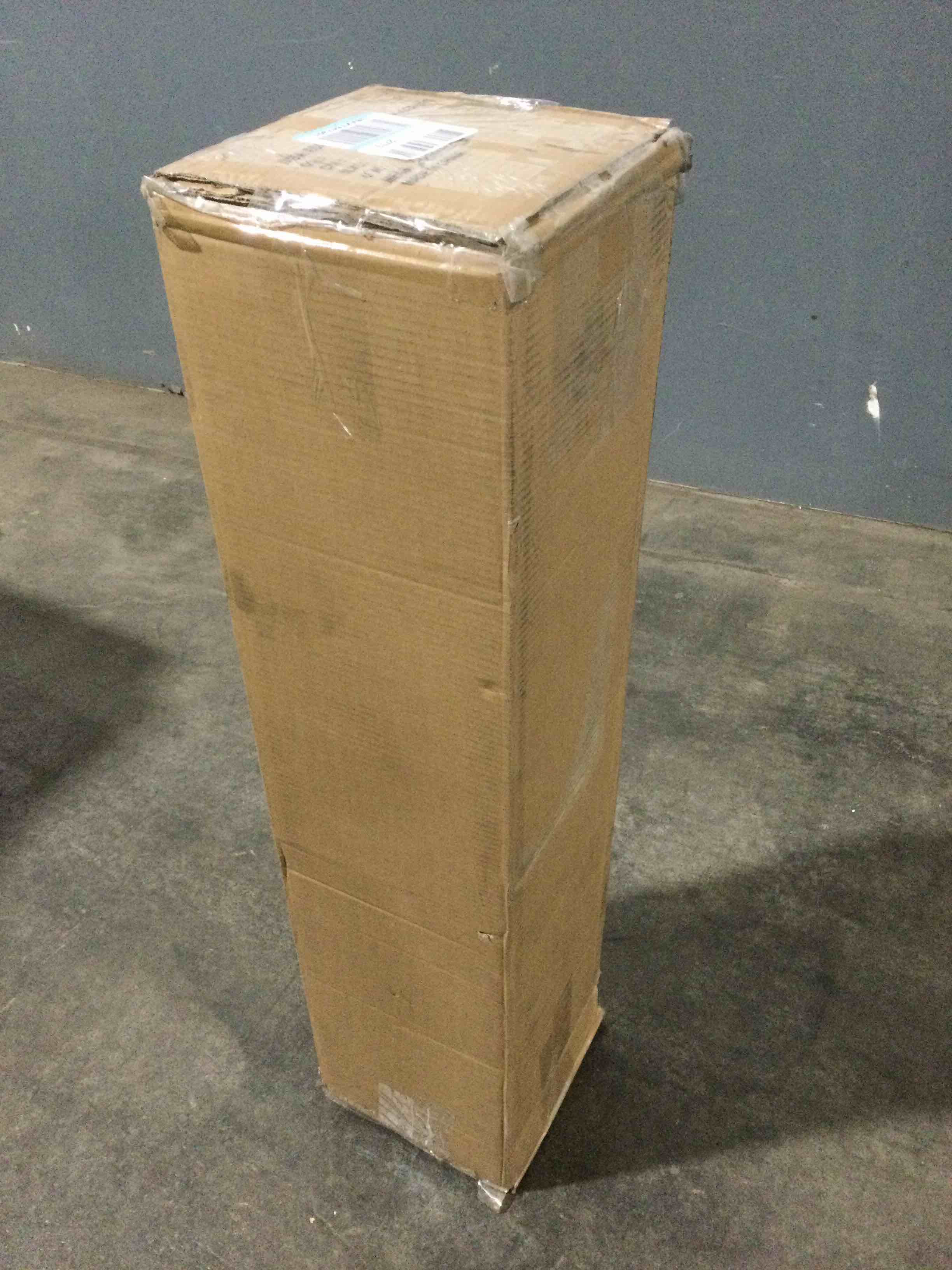 https://s3.amazonaws.com/lotting-images-prod/bidfta/YEL6028217_1708019103716.jpeg