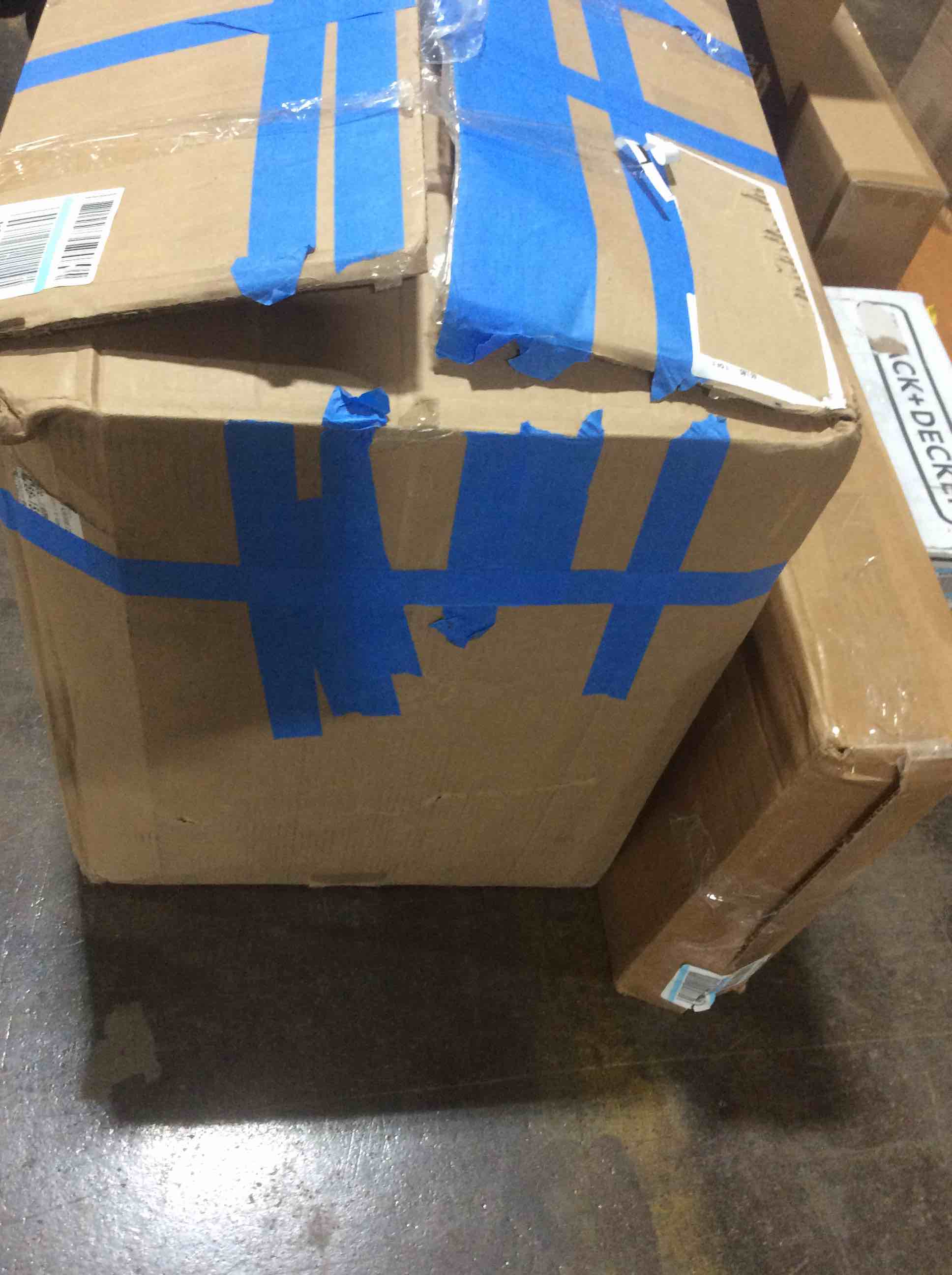 https://s3.amazonaws.com/lotting-images-prod/bidfta/YEL6028292_1708022446151.jpeg