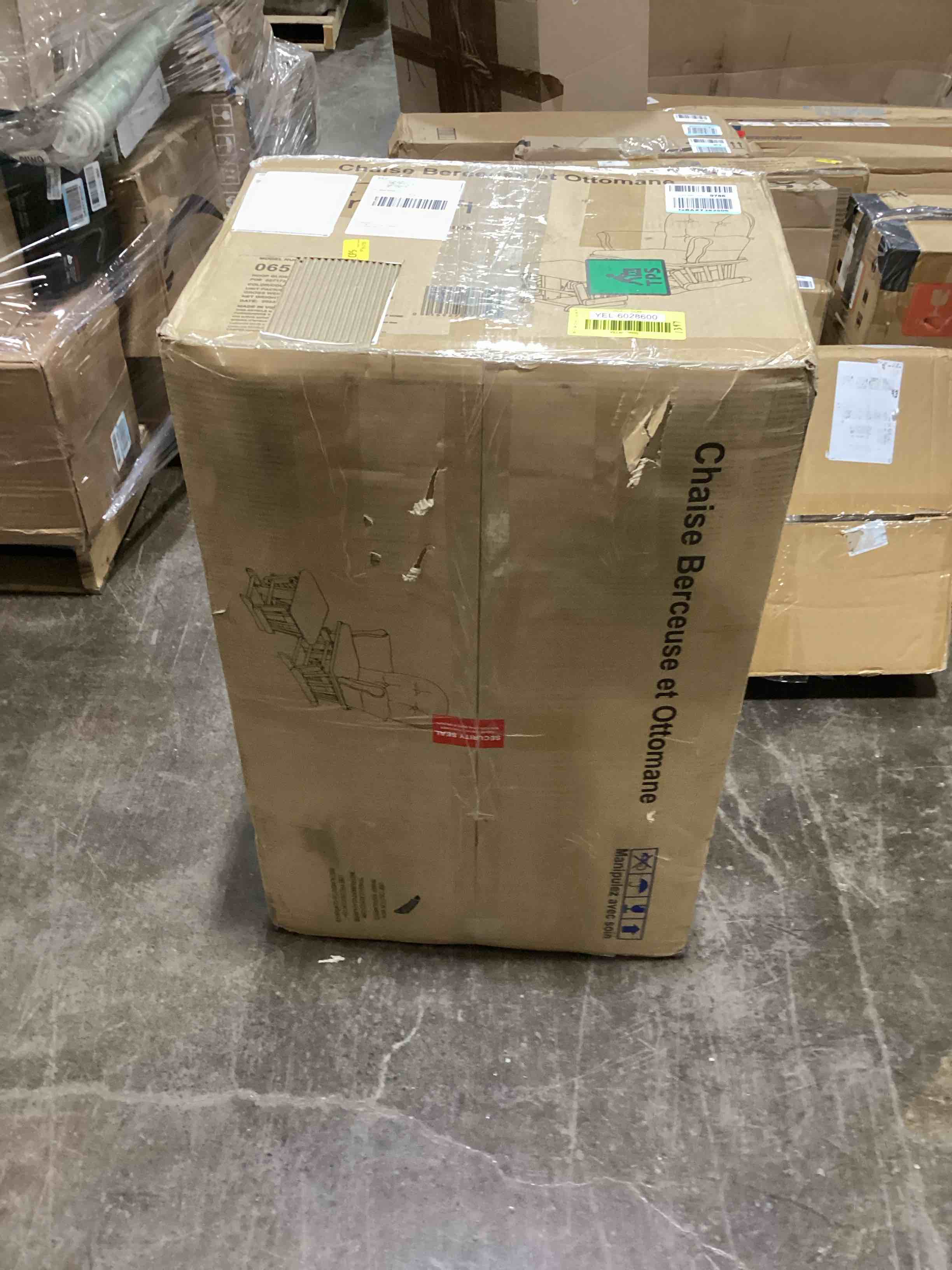 https://s3.amazonaws.com/lotting-images-prod/bidfta/YEL6028600_1708352730192.jpeg