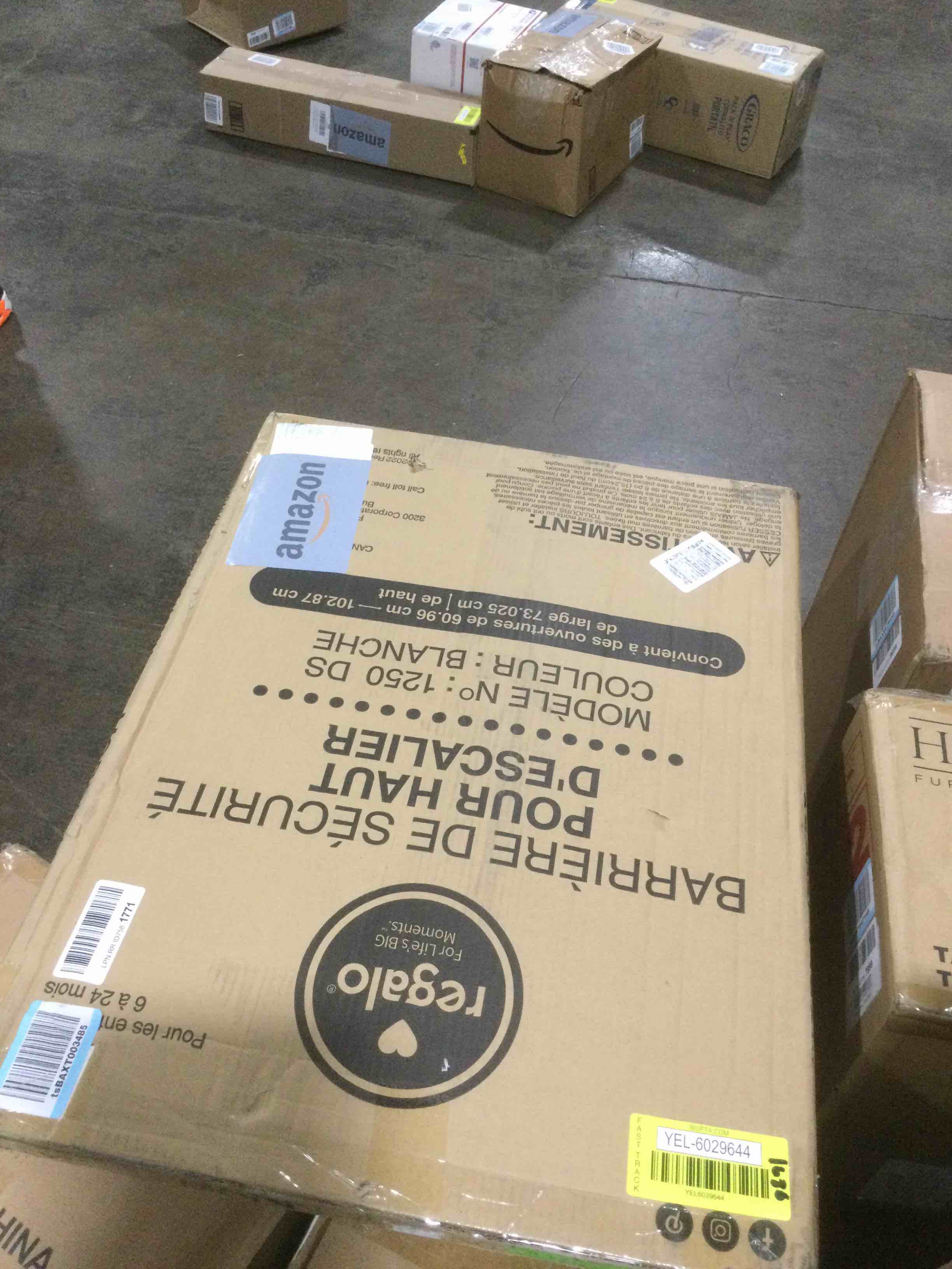 https://s3.amazonaws.com/lotting-images-prod/bidfta/YEL6029644_1709220984500.jpeg