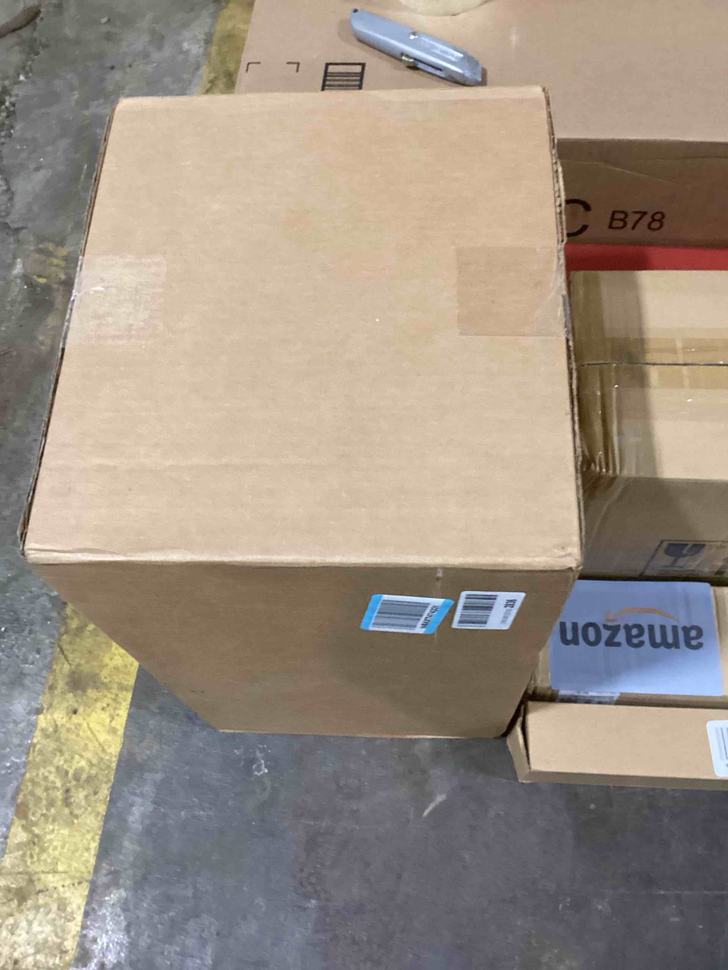 https://s3.amazonaws.com/lotting-images-prod/bidfta/YEL6029733_1709229583313.jpeg