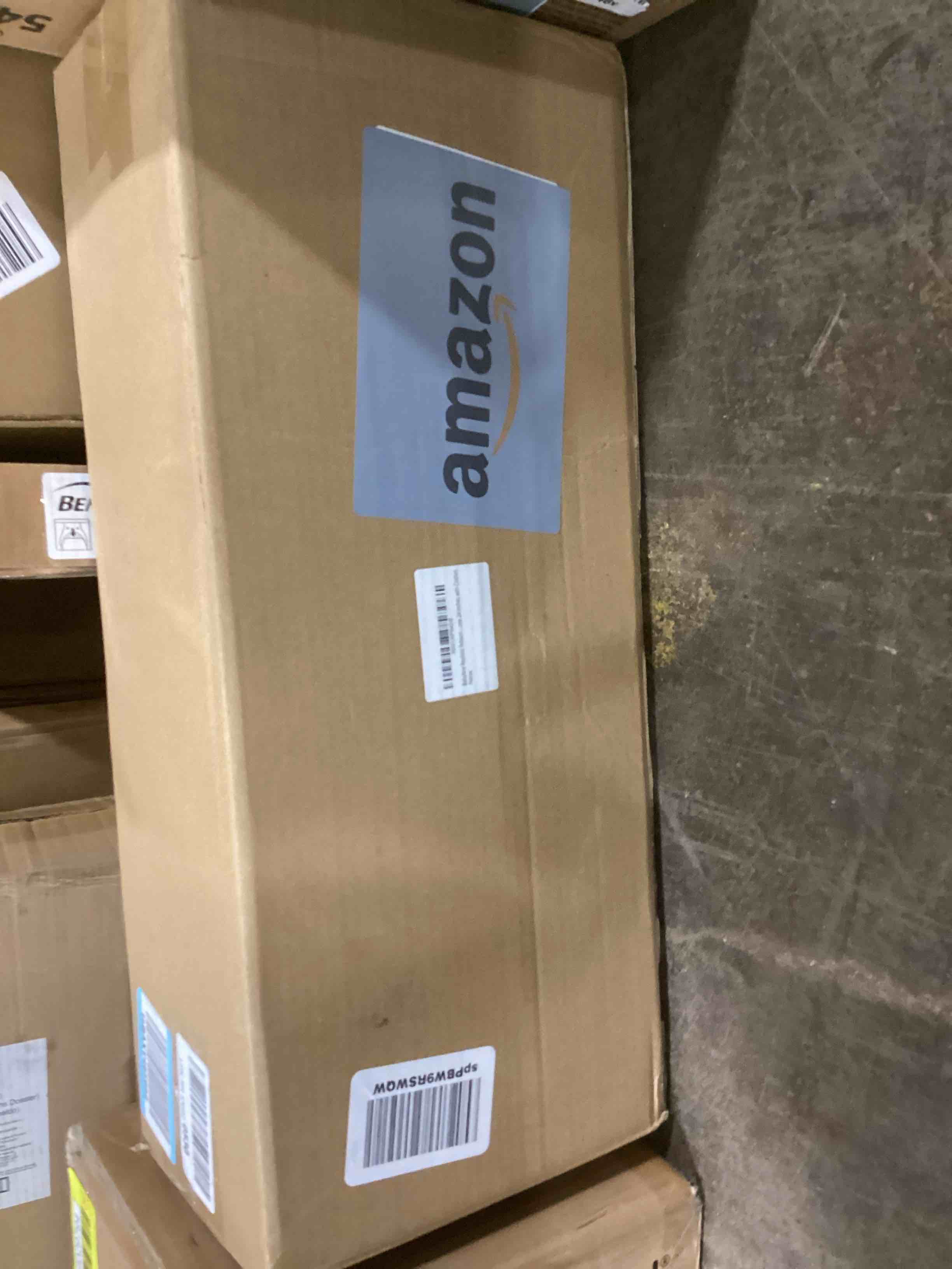 https://s3.amazonaws.com/lotting-images-prod/bidfta/YEL6029793_1709231731030.jpeg