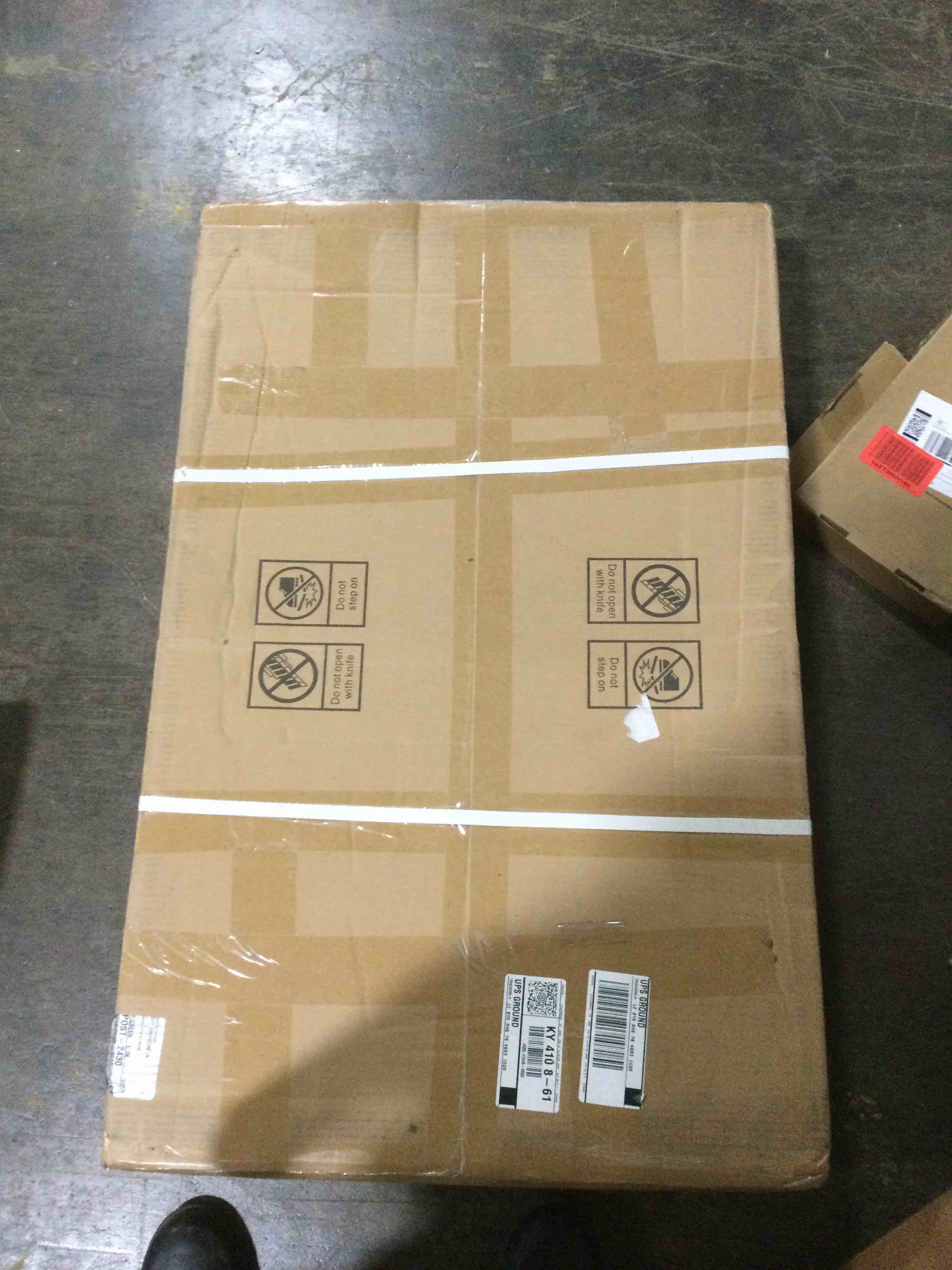 https://s3.amazonaws.com/lotting-images-prod/bidfta/YEL6030227_1709565707801.jpeg