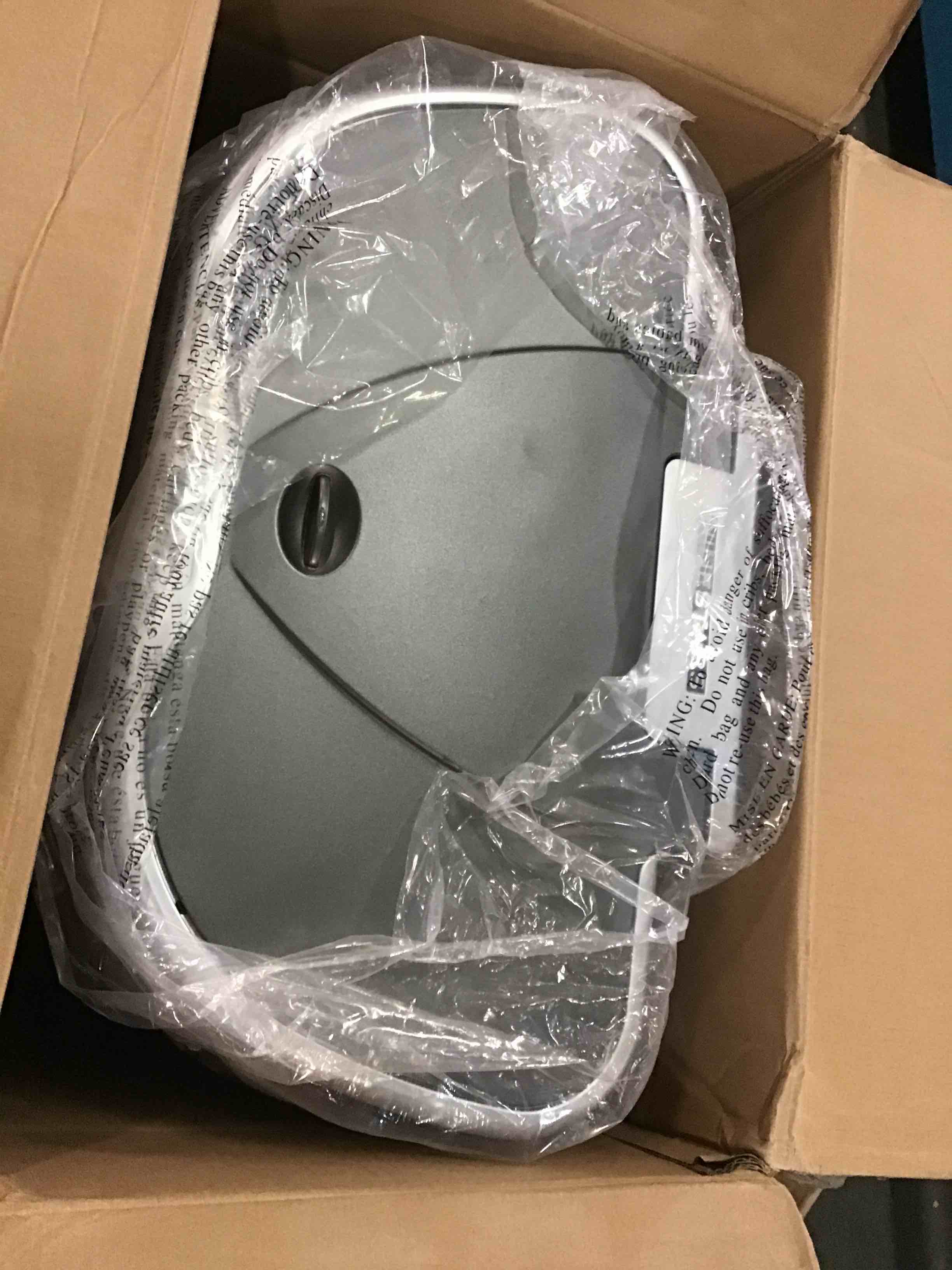 https://s3.amazonaws.com/lotting-images-prod/bidfta/YEL6044105_1708103684596.jpeg