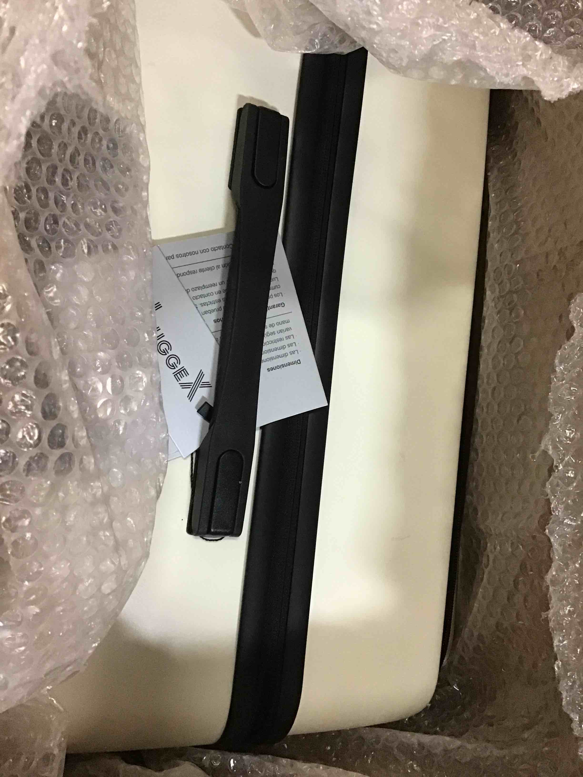 https://s3.amazonaws.com/lotting-images-prod/bidfta/YEL6044136_1708107854890.jpeg