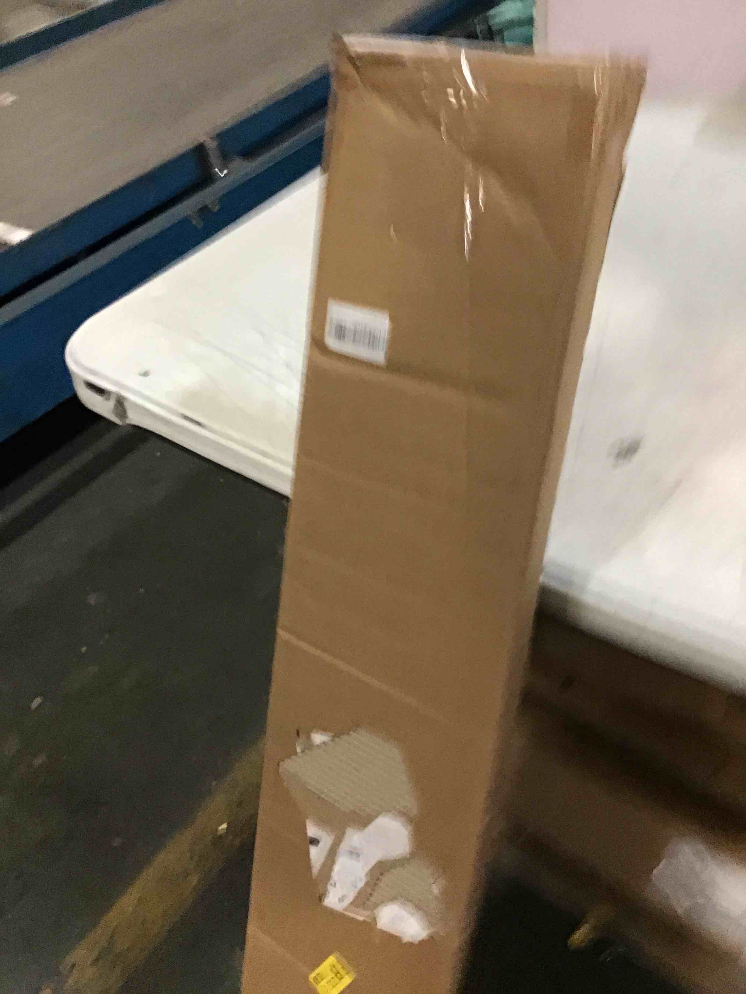 https://s3.amazonaws.com/lotting-images-prod/bidfta/YEL6044424_1708179411978.jpeg