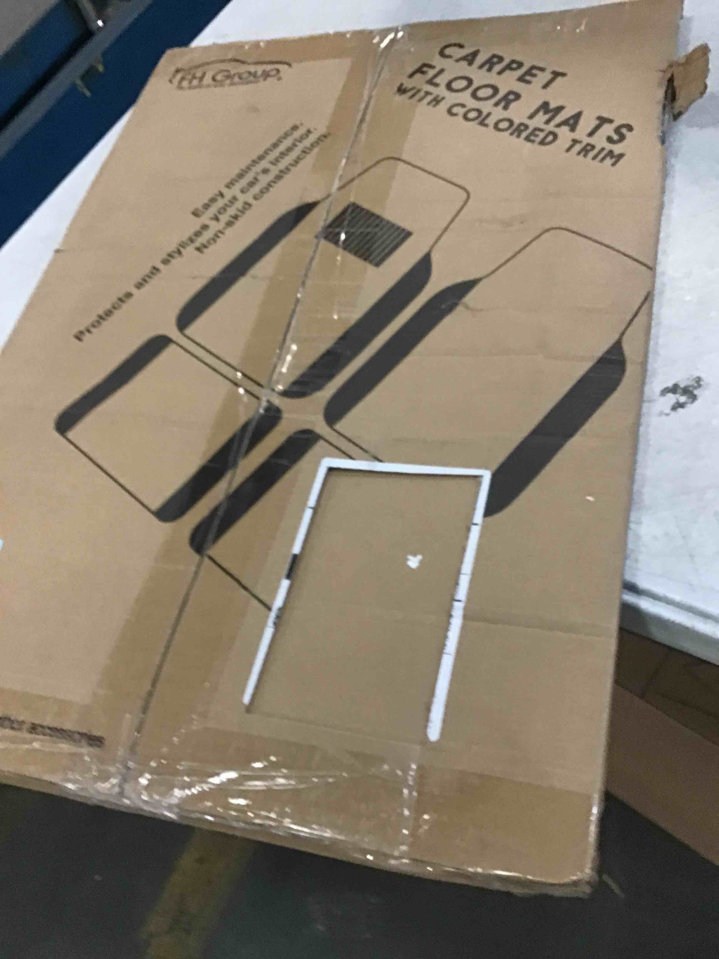 https://s3.amazonaws.com/lotting-images-prod/bidfta/YEL6044559_1708192925092.jpeg