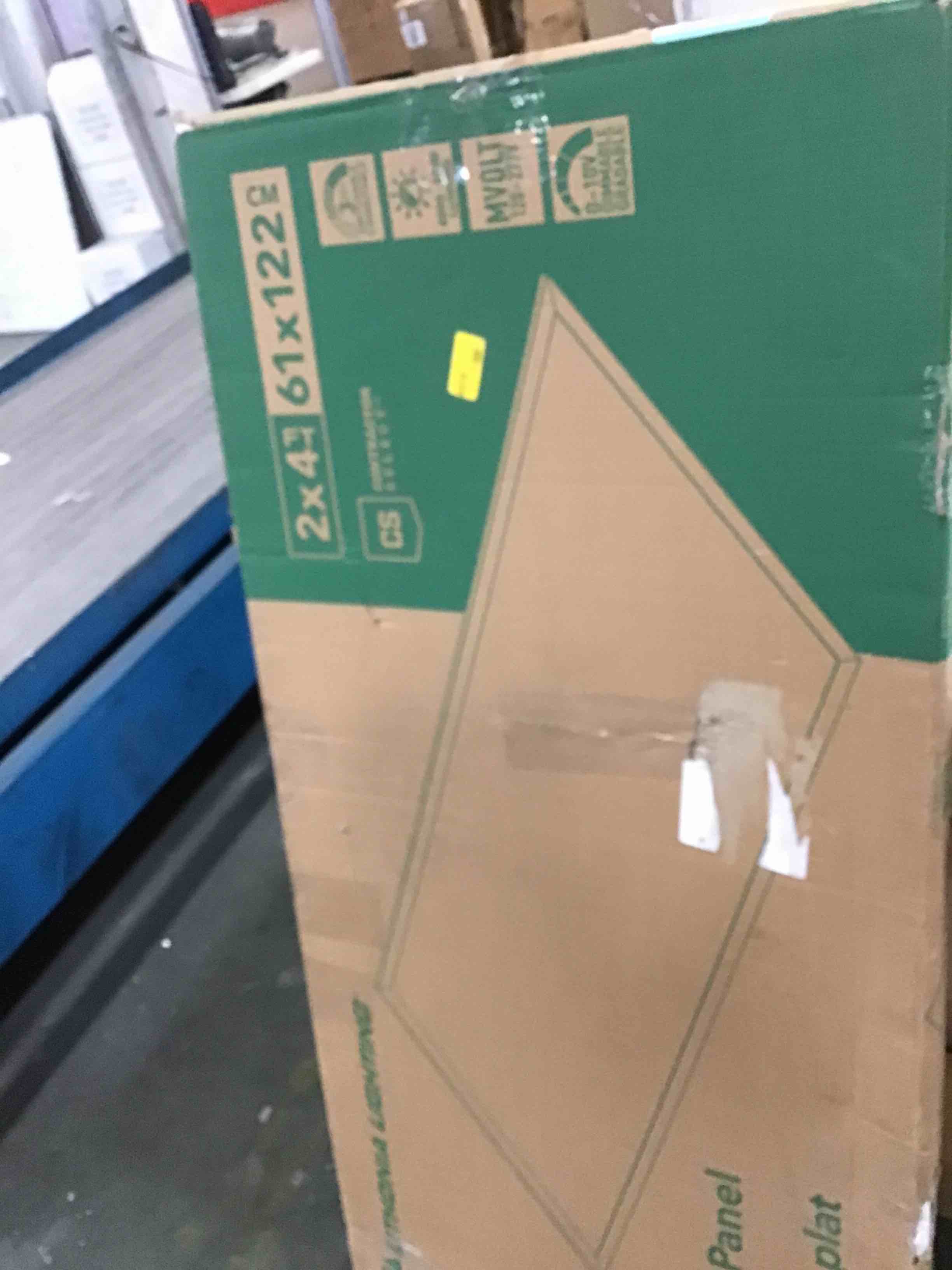 https://s3.amazonaws.com/lotting-images-prod/bidfta/YEL6044985_1708280516219.jpeg