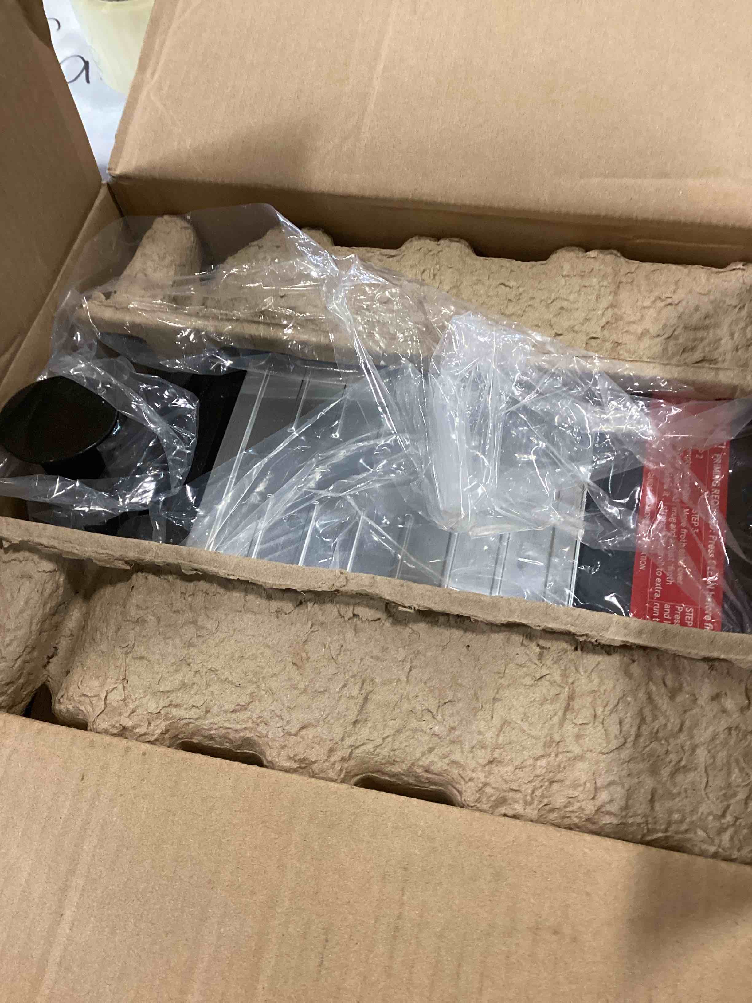 https://s3.amazonaws.com/lotting-images-prod/bidfta/YEL6046020_1708450851727.jpeg