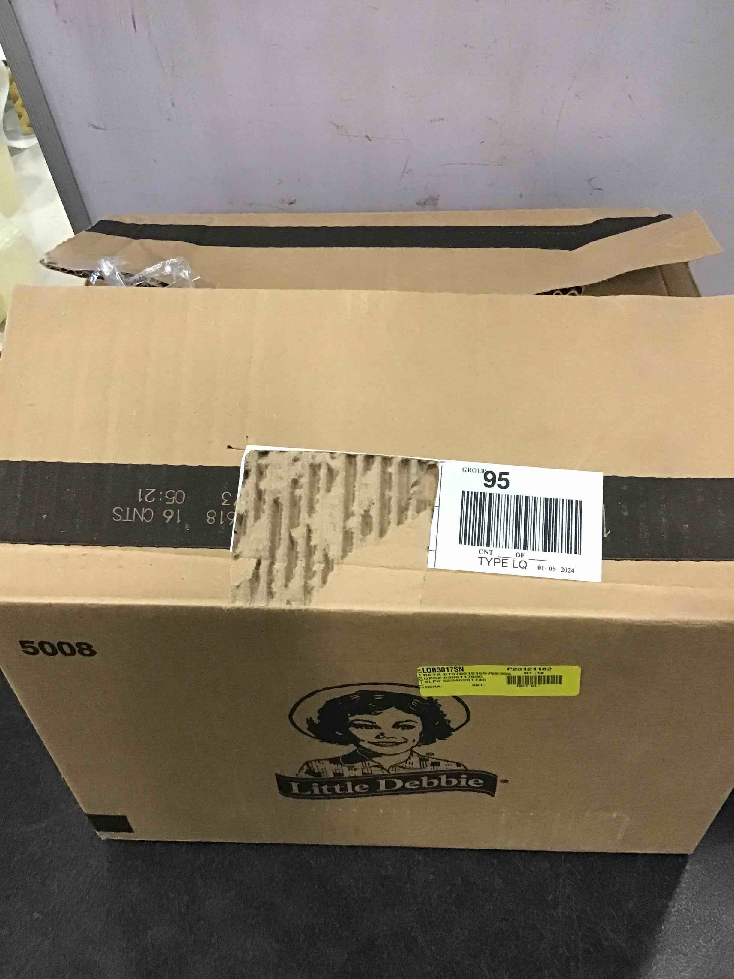 https://s3.amazonaws.com/lotting-images-prod/bidfta/YEL6046193_1708527054417.jpeg