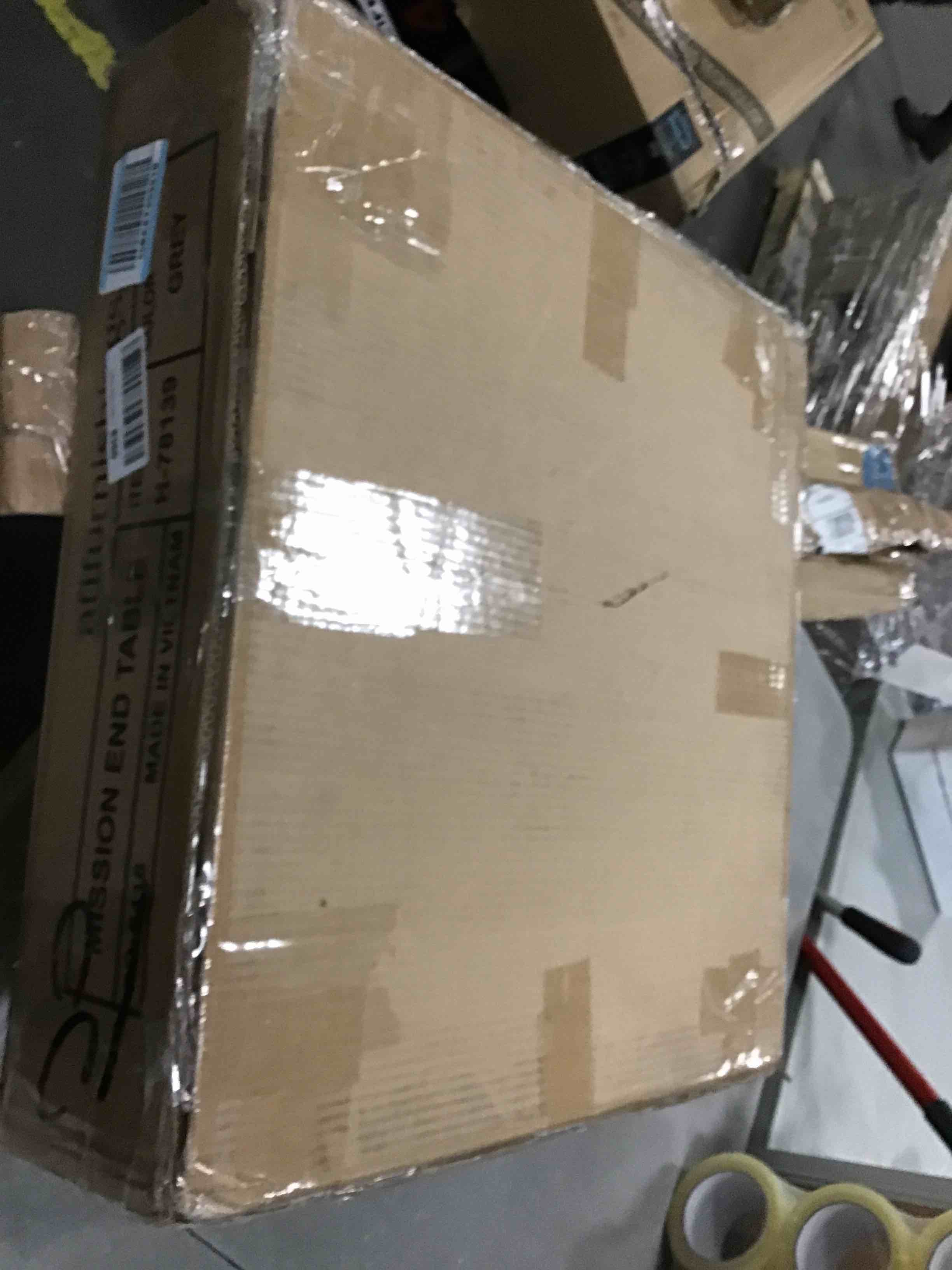 https://s3.amazonaws.com/lotting-images-prod/bidfta/YEL6049791_1708603312761.jpeg