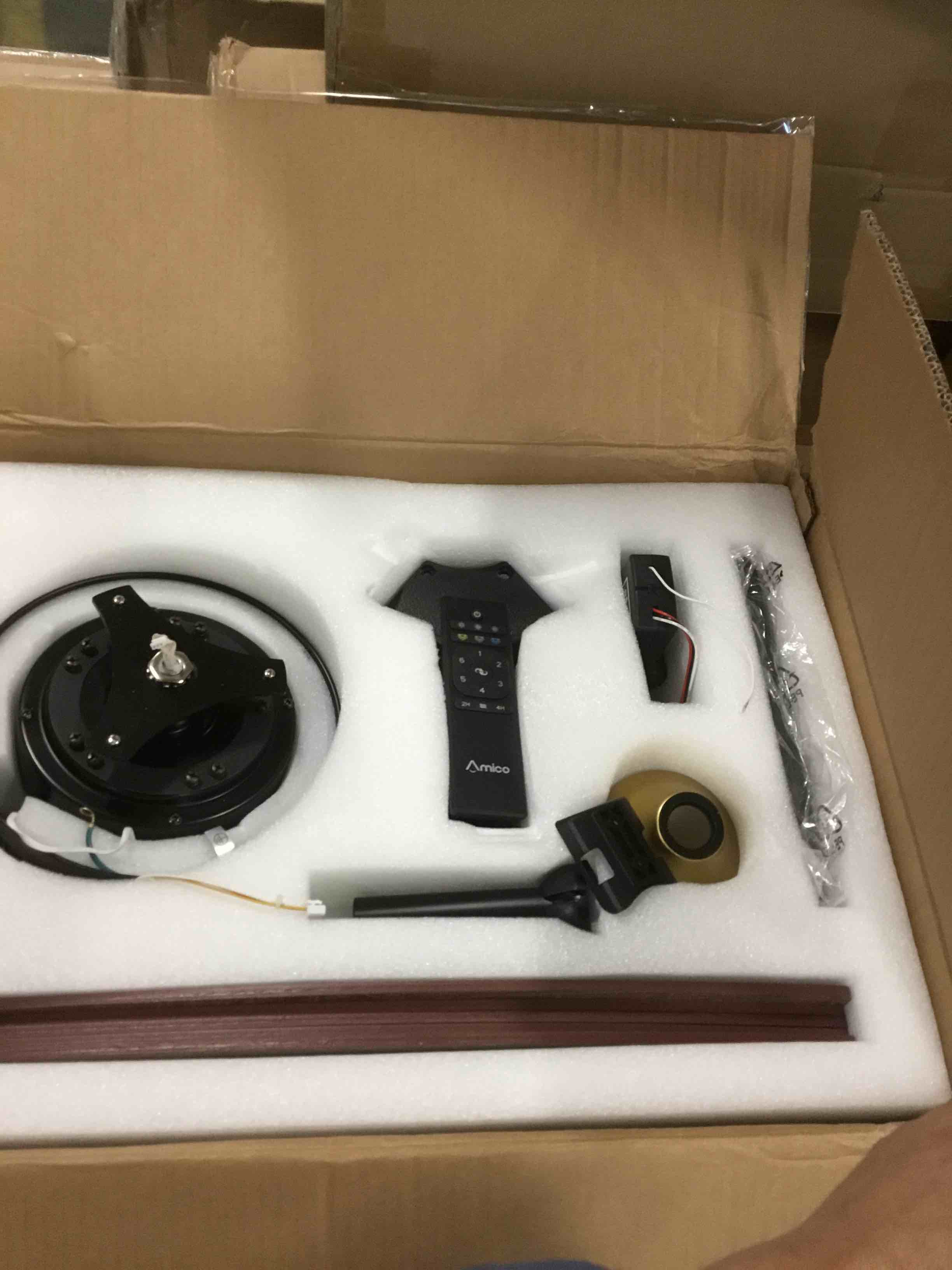 https://s3.amazonaws.com/lotting-images-prod/bidfta/YEL6050338_1708435086894.jpeg
