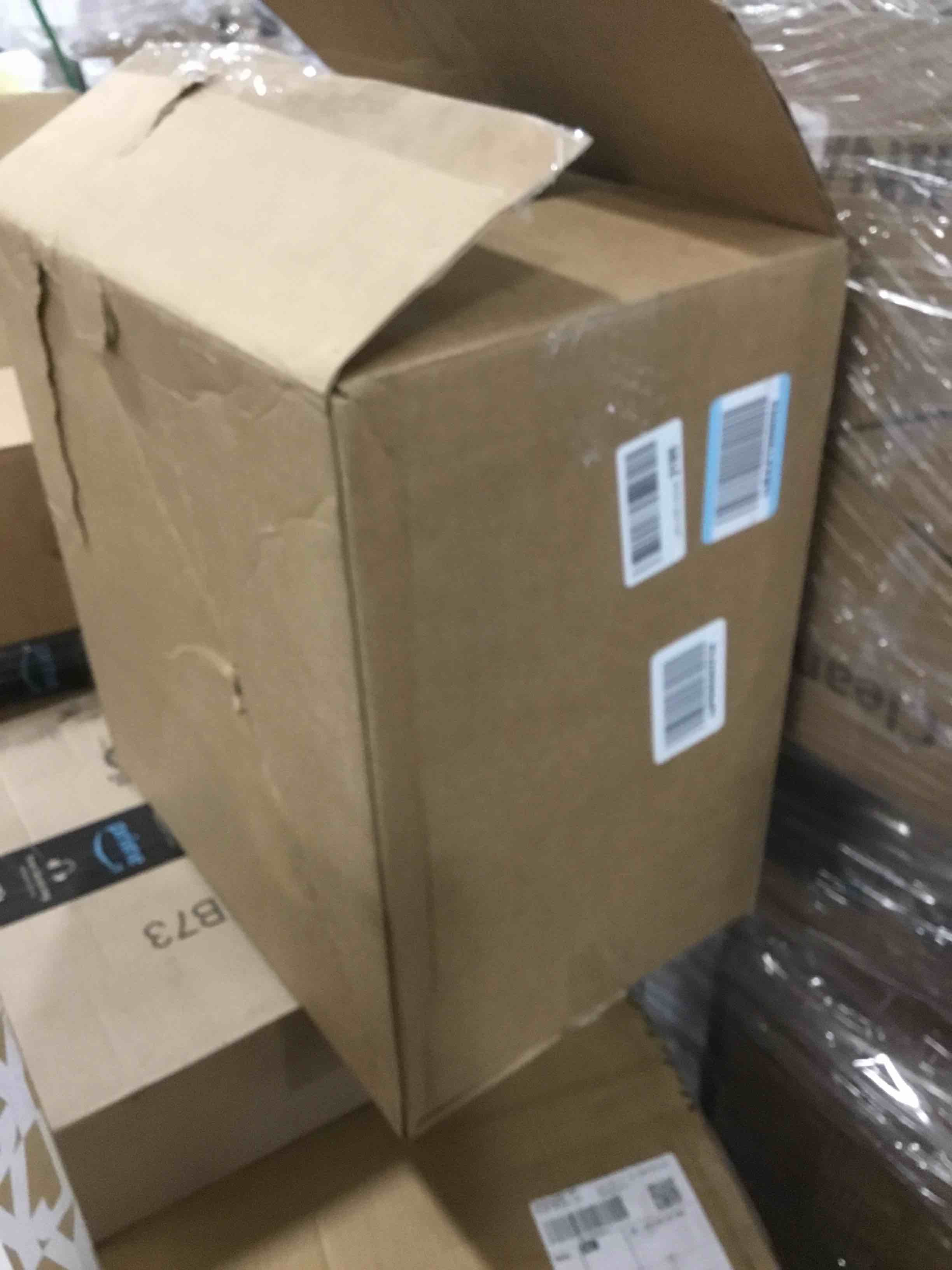 https://s3.amazonaws.com/lotting-images-prod/bidfta/YEL6051017_1708694621941.jpeg