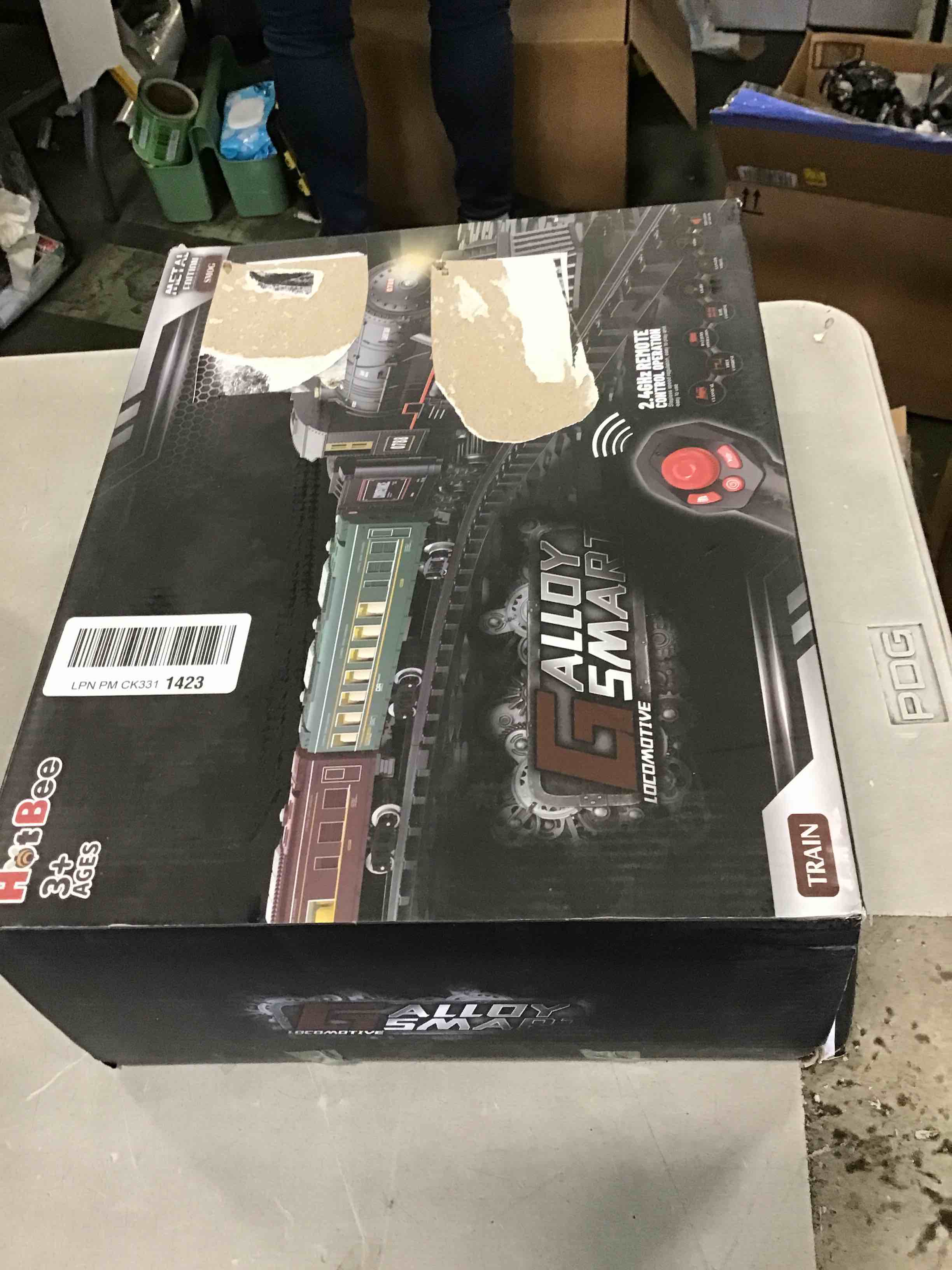 https://s3.amazonaws.com/lotting-images-prod/bidfta/YEL6051539_1708014481531.jpeg