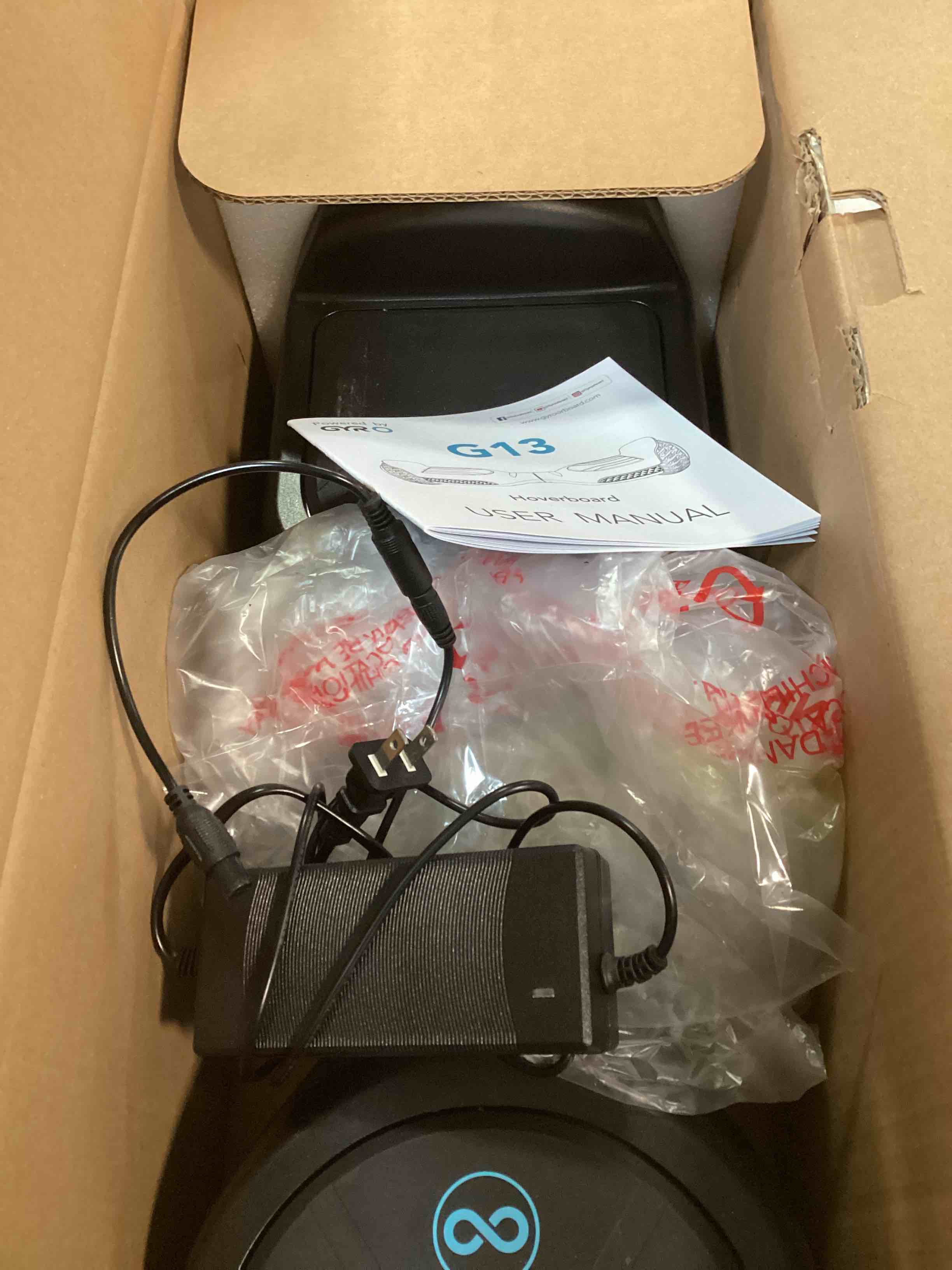 https://s3.amazonaws.com/lotting-images-prod/bidfta/YEL6052945_1707834376143.jpeg