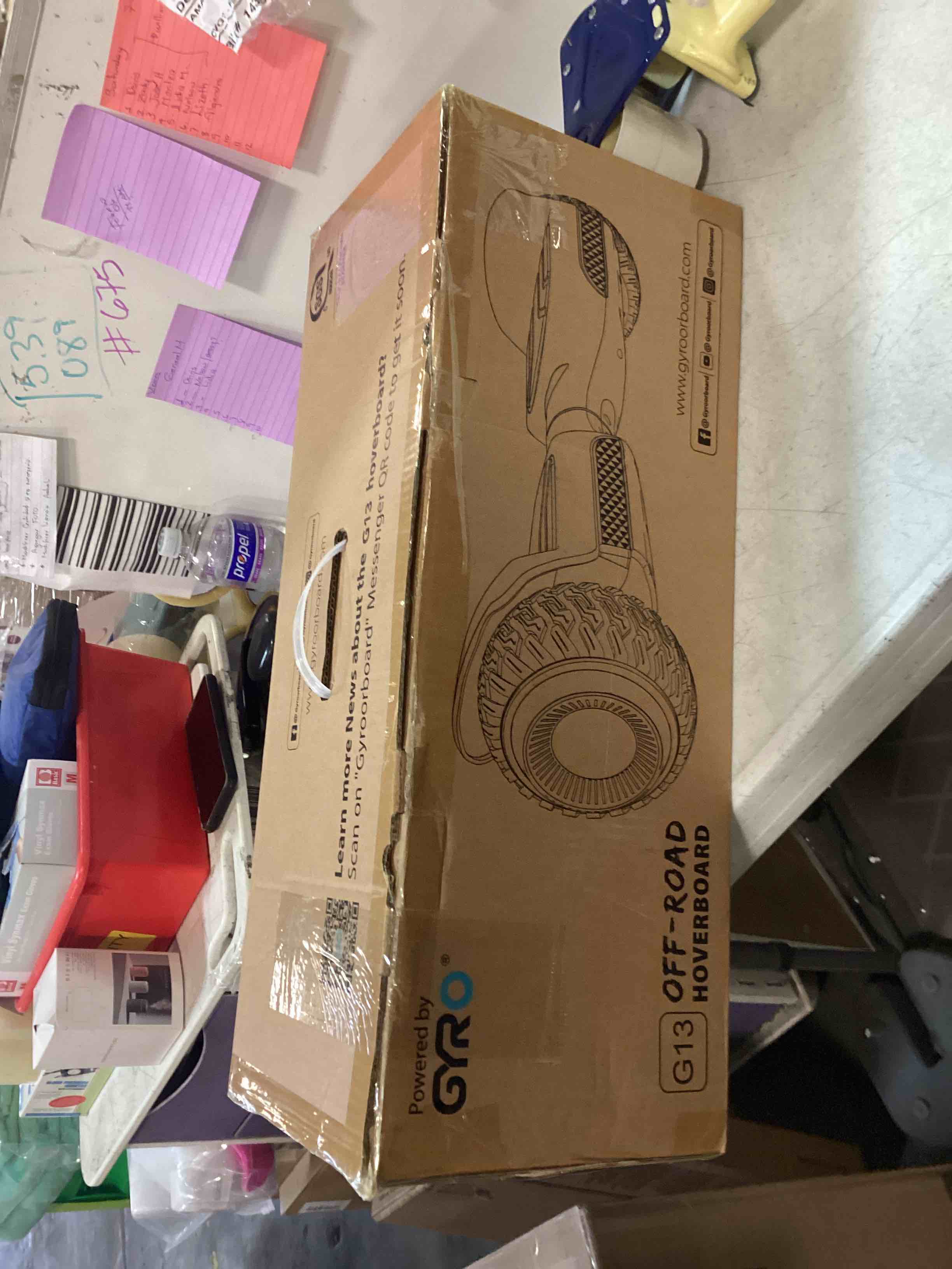 https://s3.amazonaws.com/lotting-images-prod/bidfta/YEL6052945_1707834412782.jpeg