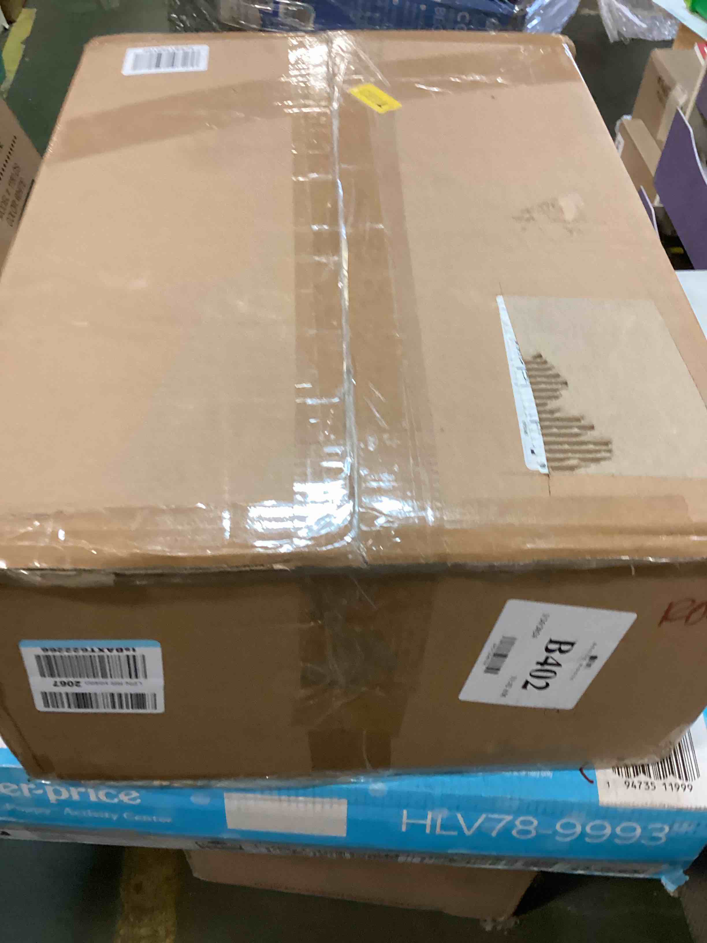 https://s3.amazonaws.com/lotting-images-prod/bidfta/YEL6053049_1707858132058.jpeg