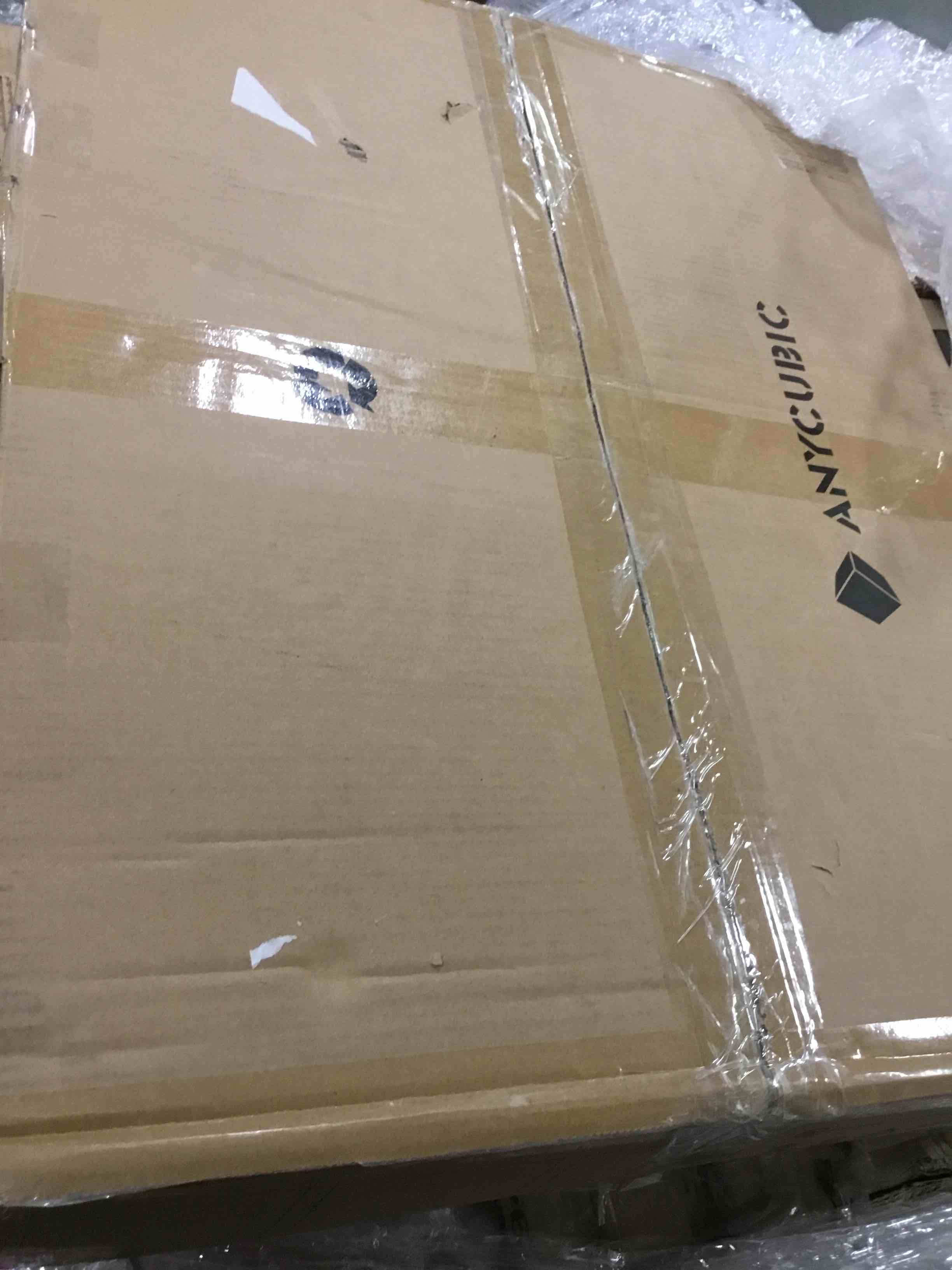 https://s3.amazonaws.com/lotting-images-prod/bidfta/YEL6053300_1707999297834.jpeg