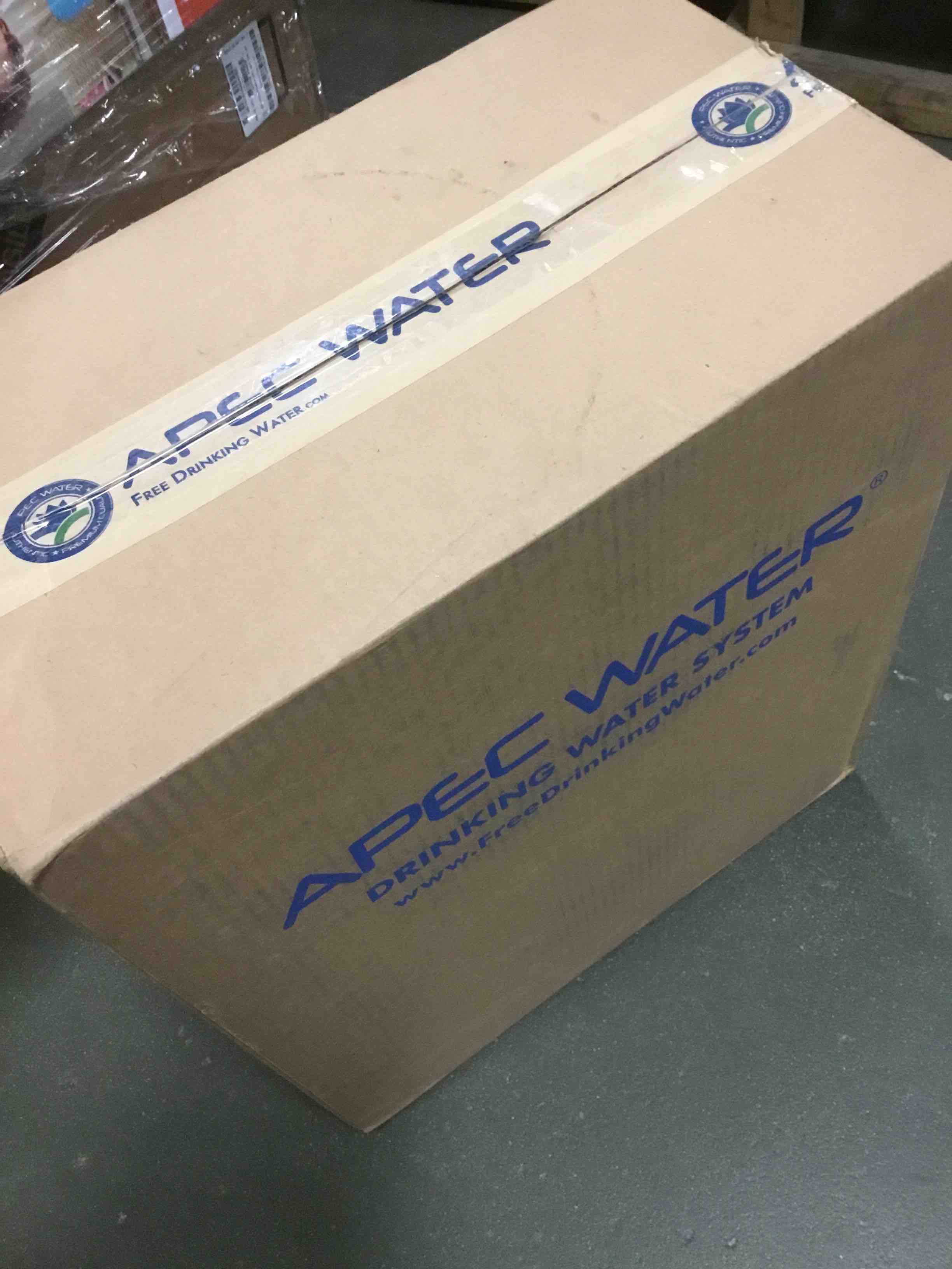 https://s3.amazonaws.com/lotting-images-prod/bidfta/YEL6053326_1708003579901.jpeg