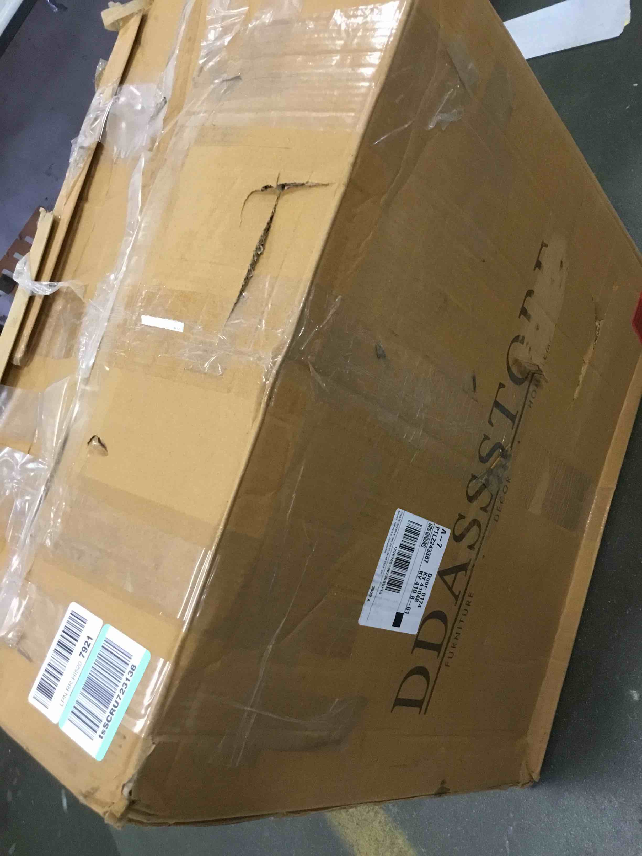 https://s3.amazonaws.com/lotting-images-prod/bidfta/YEL6053392_1708011941474.jpeg