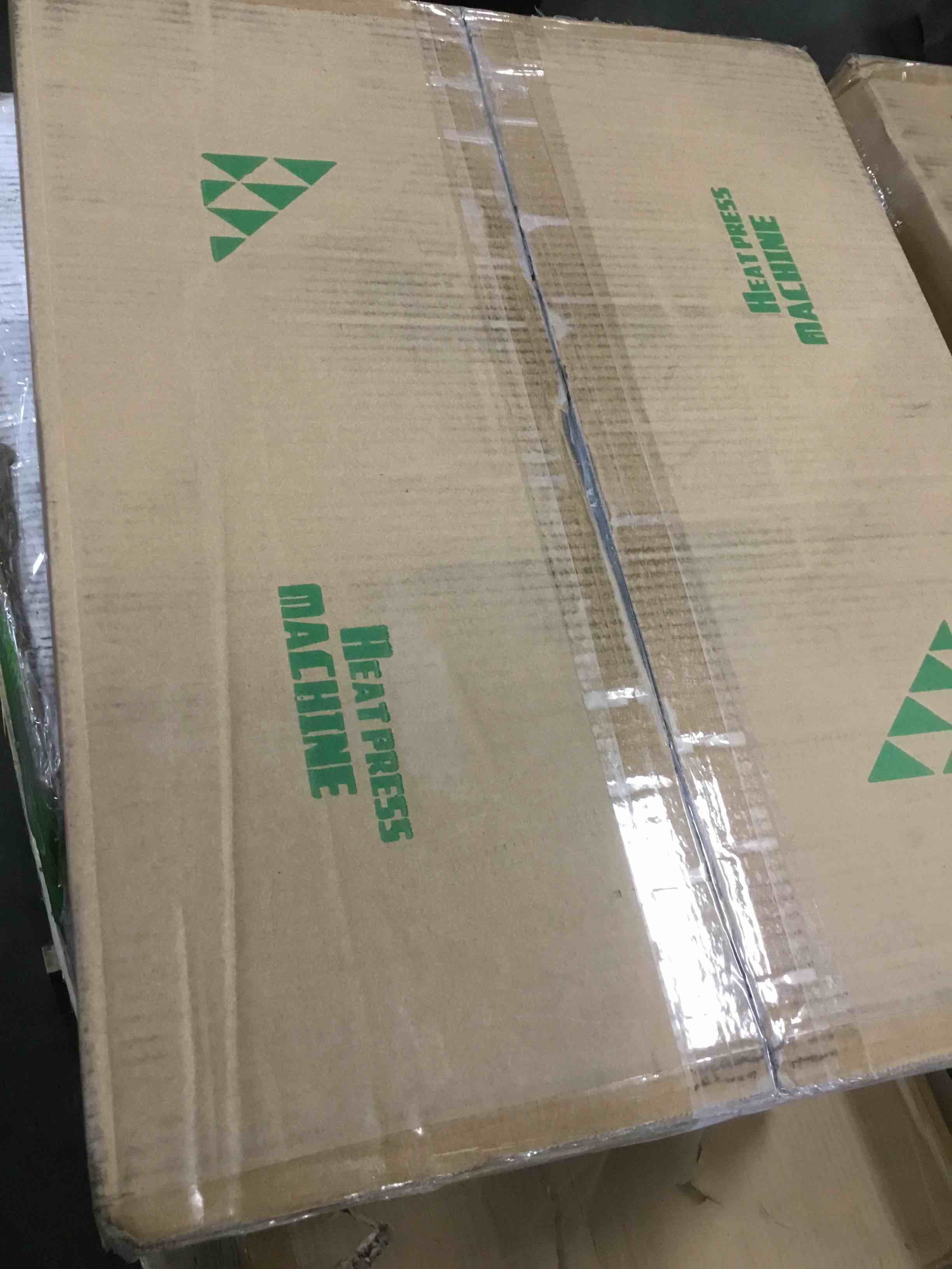 https://s3.amazonaws.com/lotting-images-prod/bidfta/YEL6053602_1708099998531.jpeg