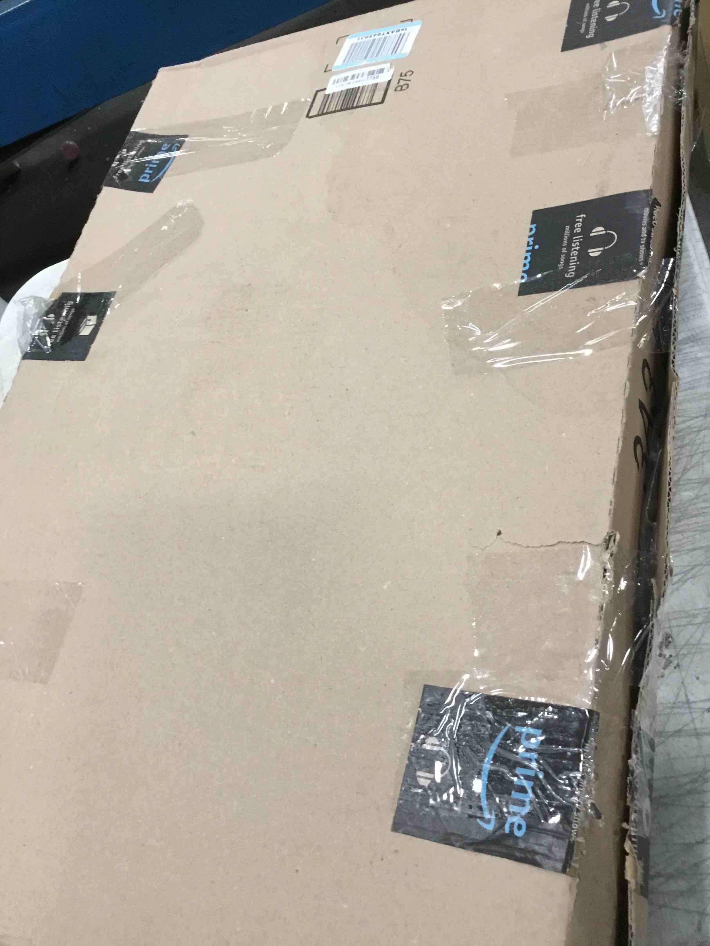 https://s3.amazonaws.com/lotting-images-prod/bidfta/YEL6053655_1708109683911.jpeg