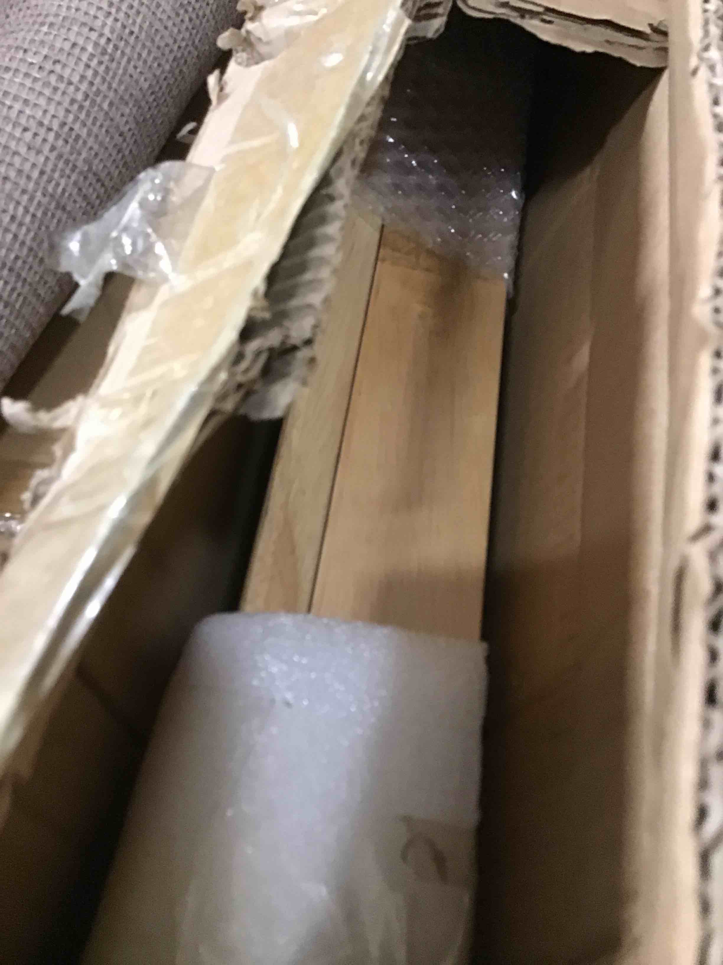 https://s3.amazonaws.com/lotting-images-prod/bidfta/YEL6058136_1713454799663.jpeg