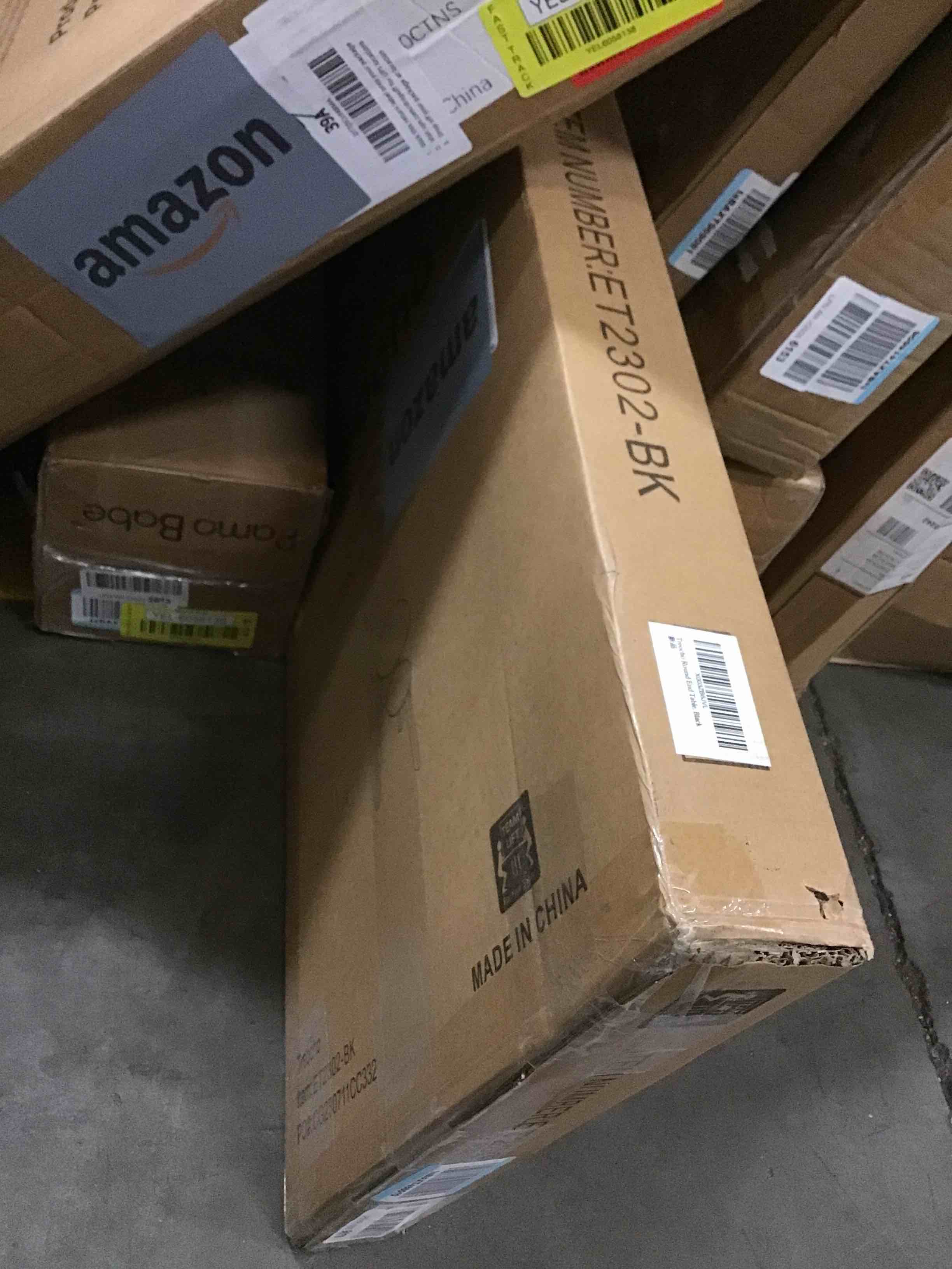 https://s3.amazonaws.com/lotting-images-prod/bidfta/YEL6058140_1713455294869.jpeg
