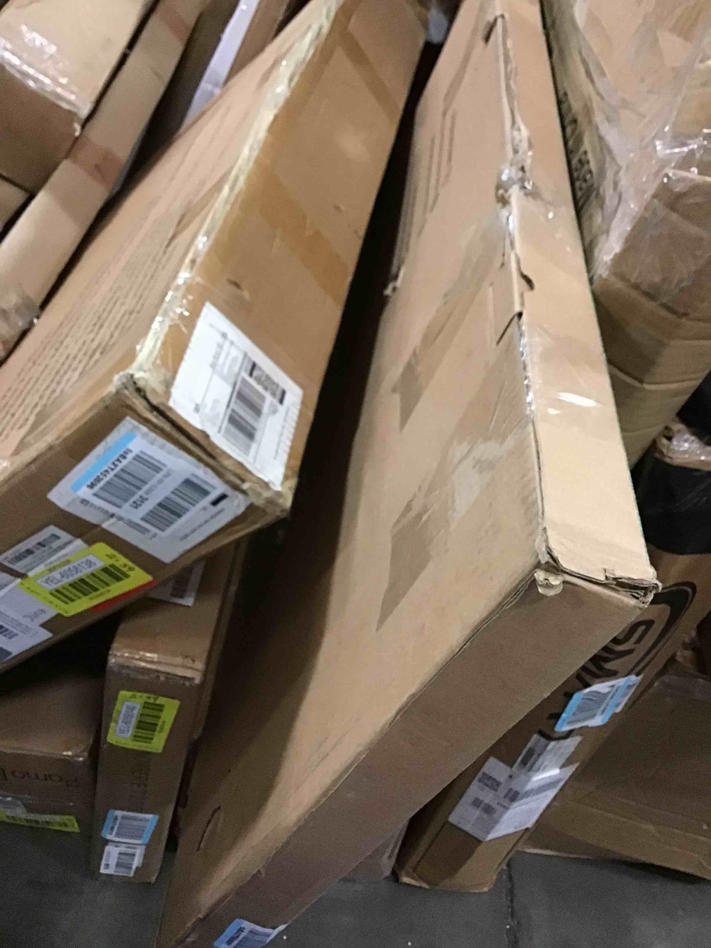 https://s3.amazonaws.com/lotting-images-prod/bidfta/YEL6058141_1713455411520.jpeg