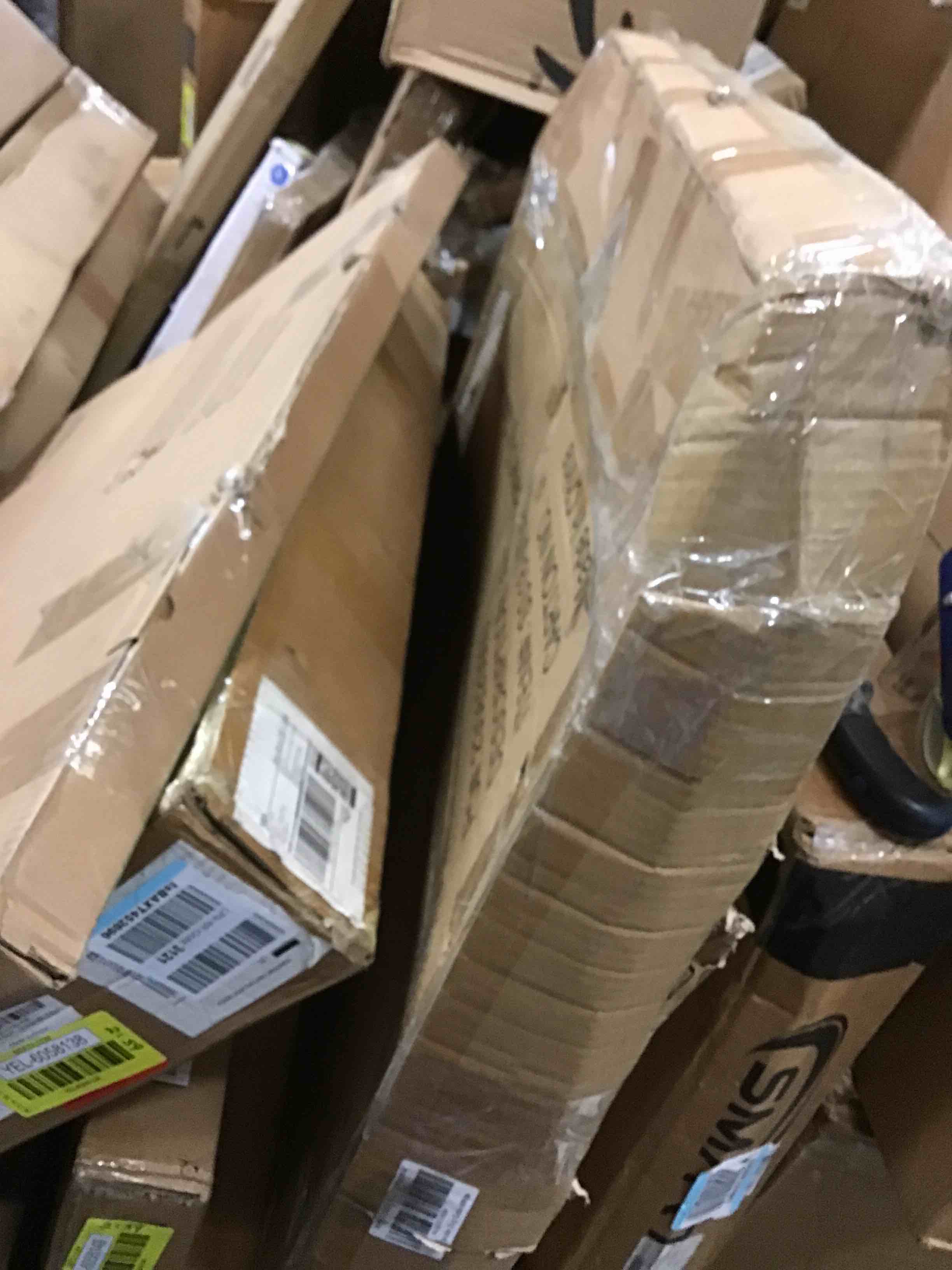 https://s3.amazonaws.com/lotting-images-prod/bidfta/YEL6058142_1713455490070.jpeg