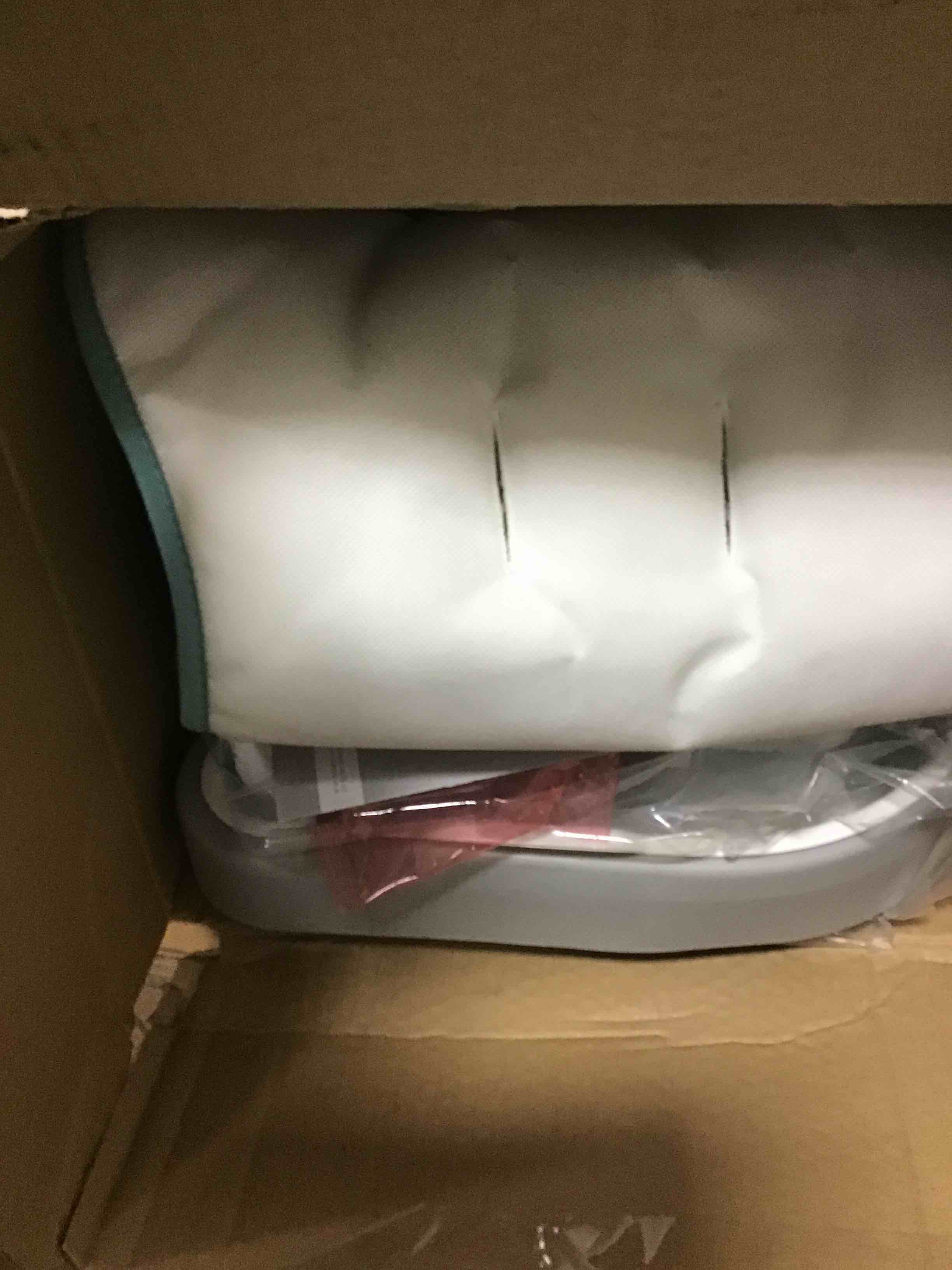 https://s3.amazonaws.com/lotting-images-prod/bidfta/YEL6058145_1713459336881.jpeg