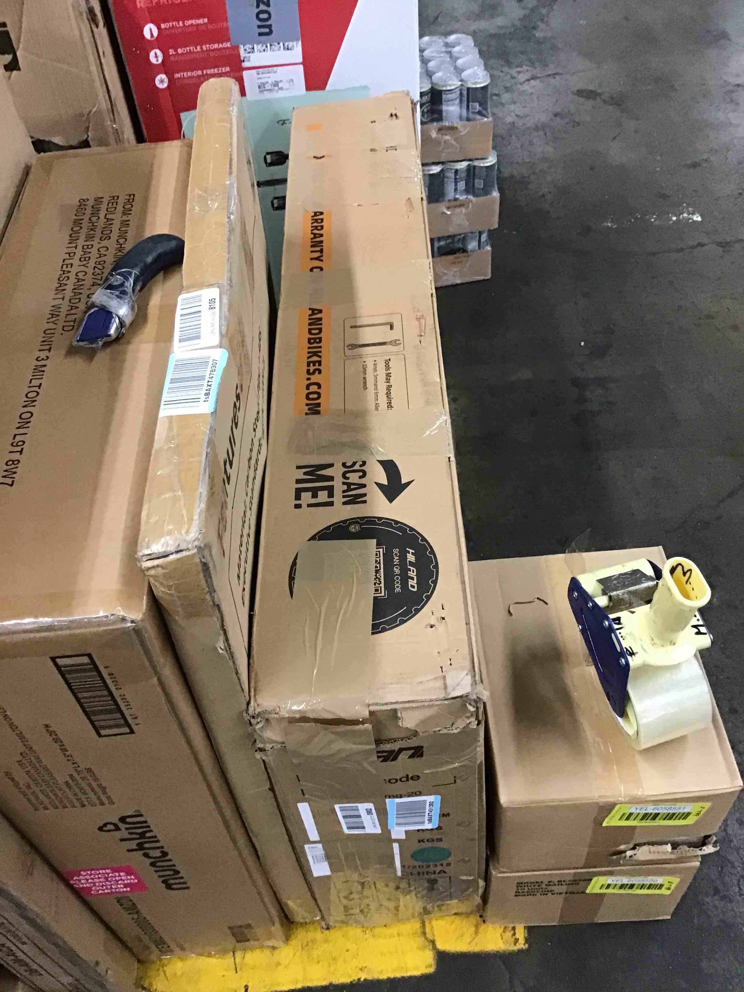 https://s3.amazonaws.com/lotting-images-prod/bidfta/YEL6058552_1714759528749.jpeg