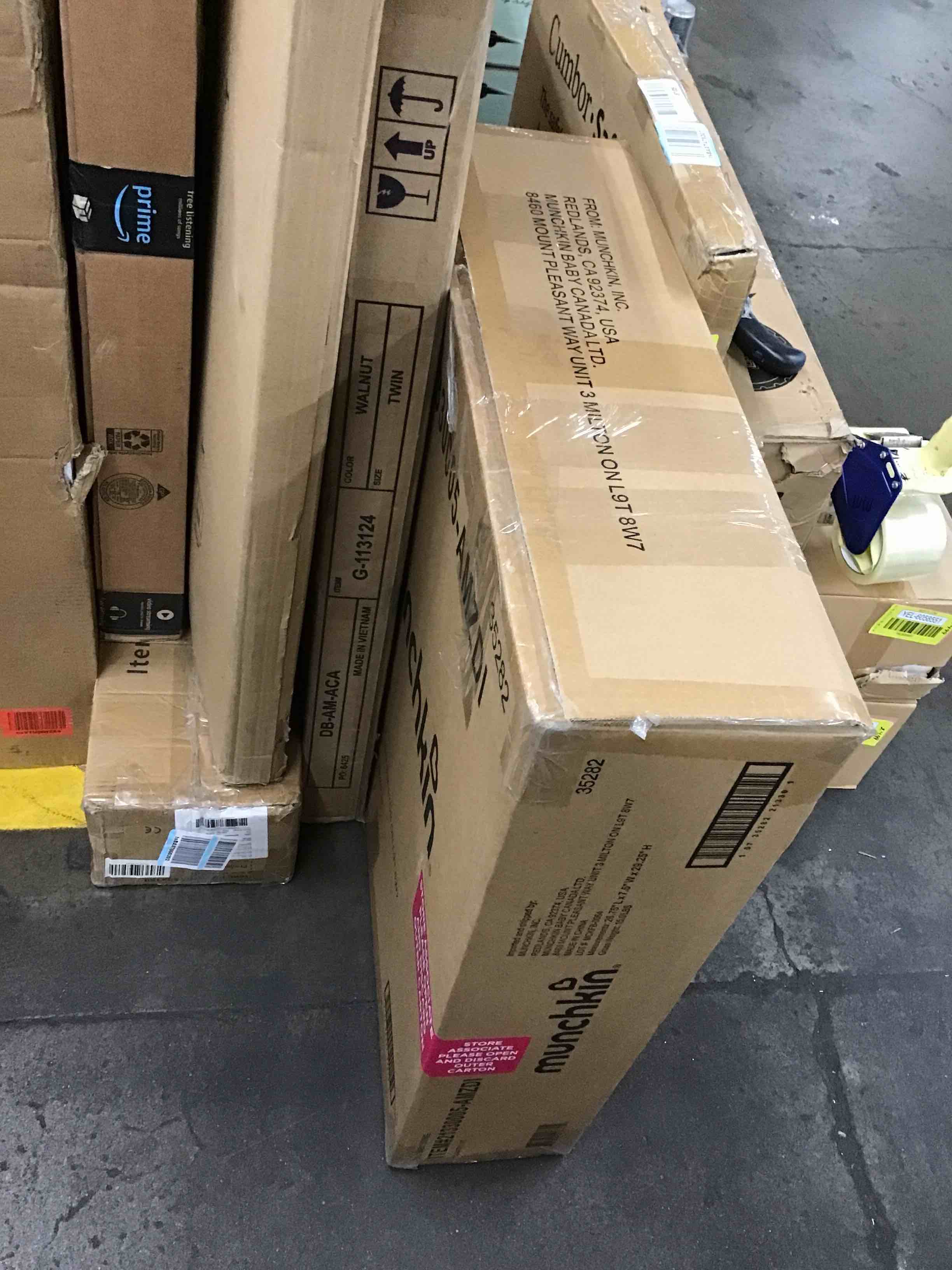 https://s3.amazonaws.com/lotting-images-prod/bidfta/YEL6058554_1714759684448.jpeg