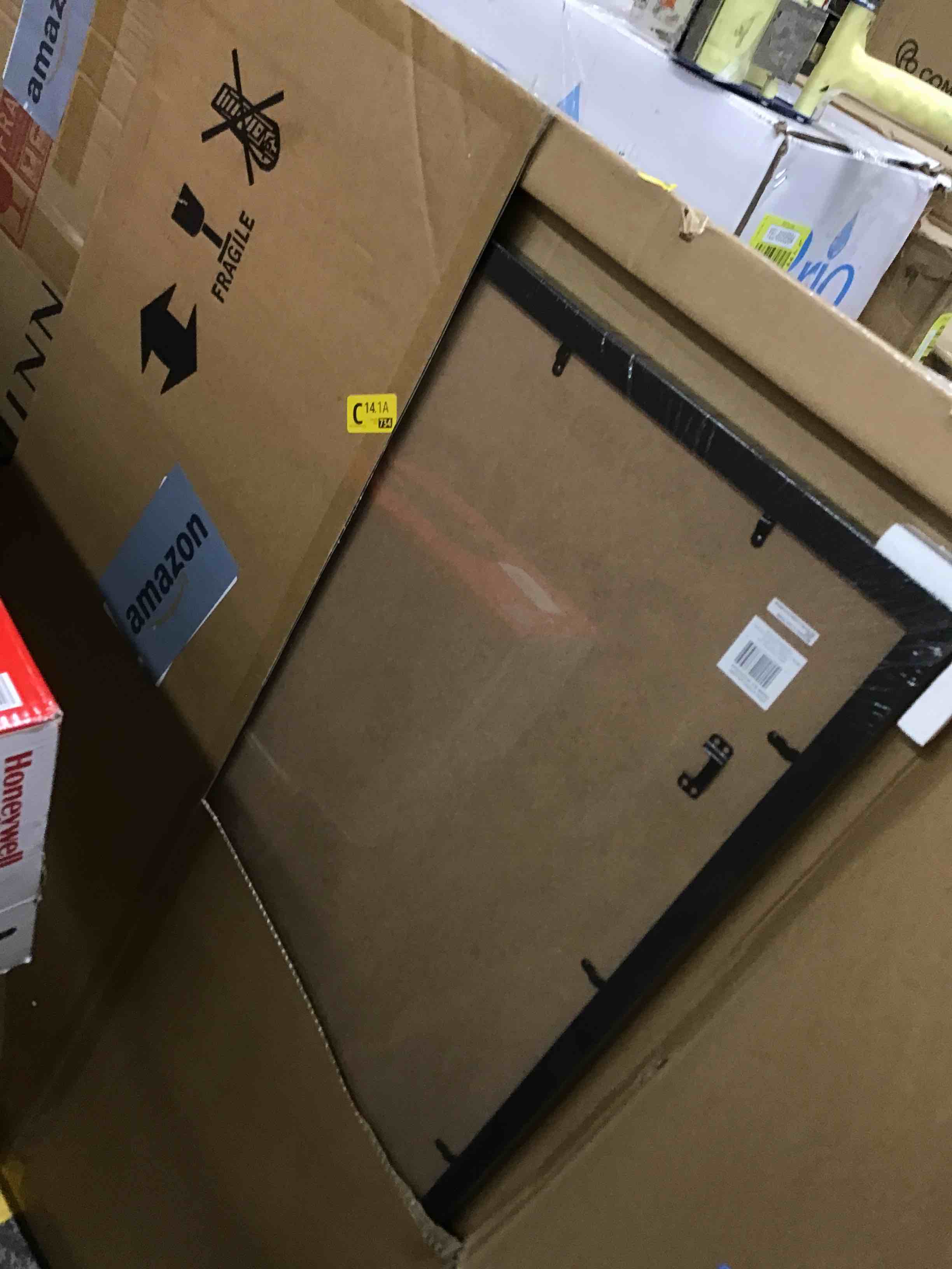 https://s3.amazonaws.com/lotting-images-prod/bidfta/YEL6058568_1714761195917.jpeg