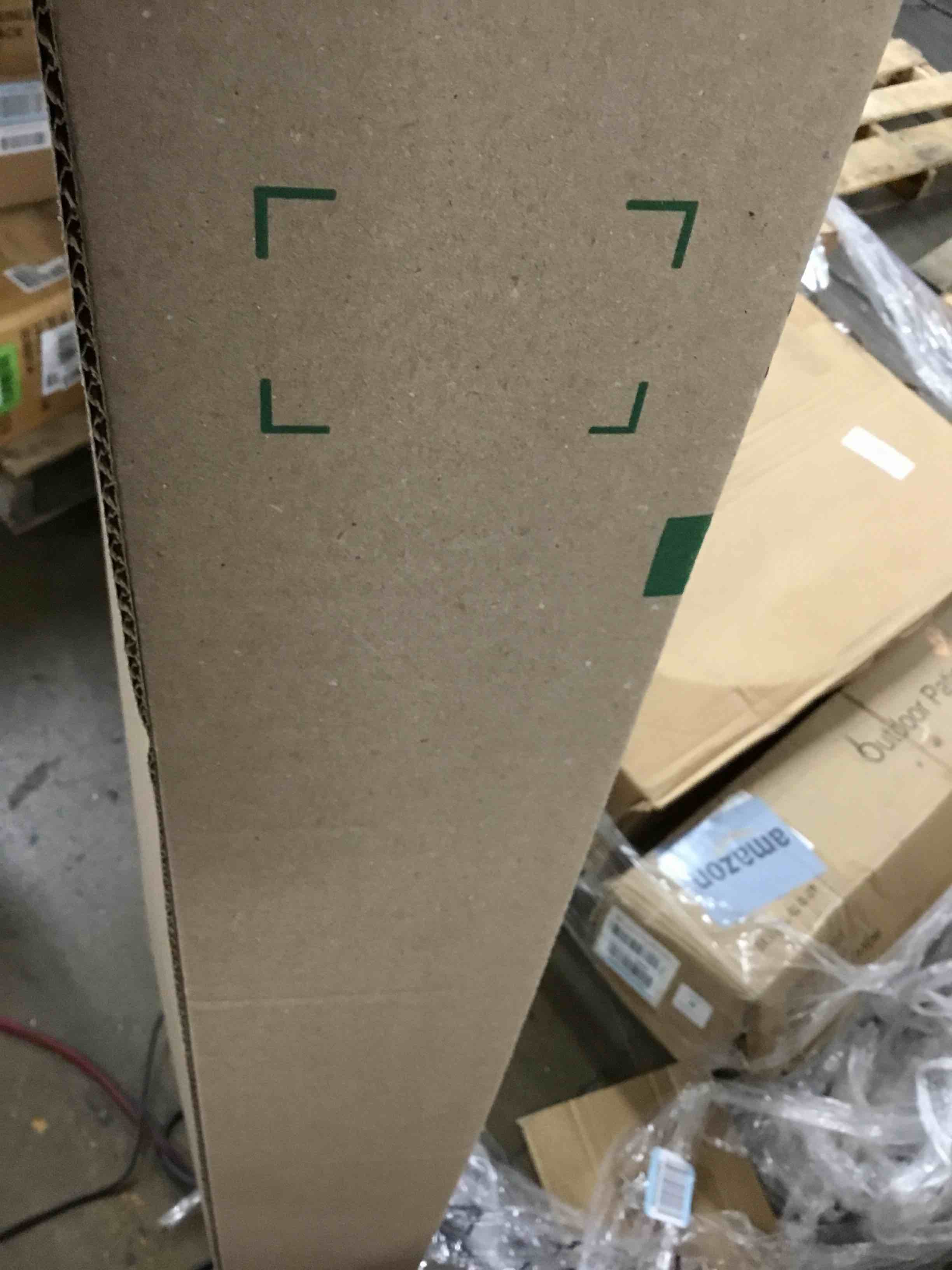 https://s3.amazonaws.com/lotting-images-prod/bidfta/YEL6059999_1722697521971.jpeg