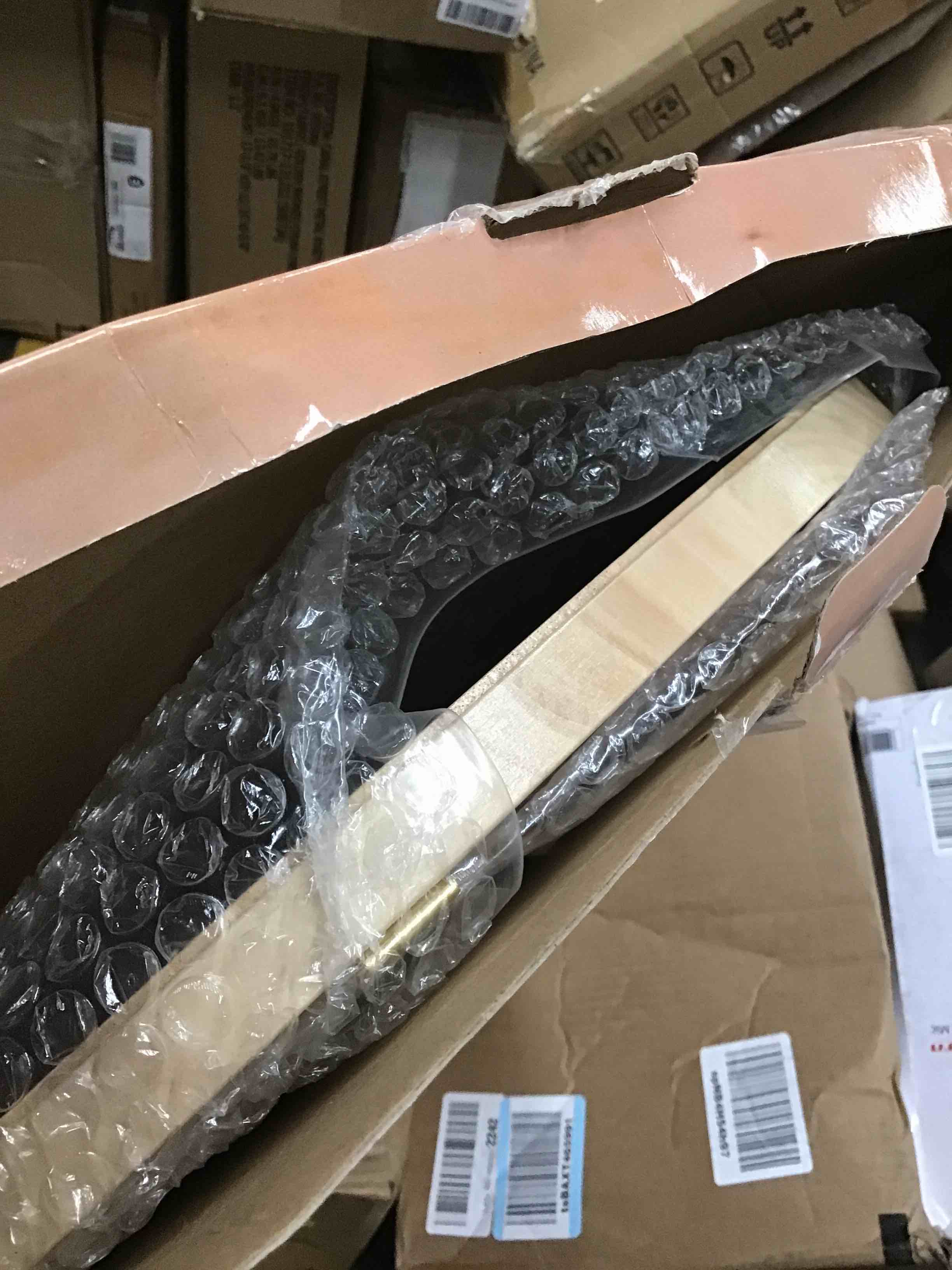 https://s3.amazonaws.com/lotting-images-prod/bidfta/YEL6062419_1716900323644.jpeg