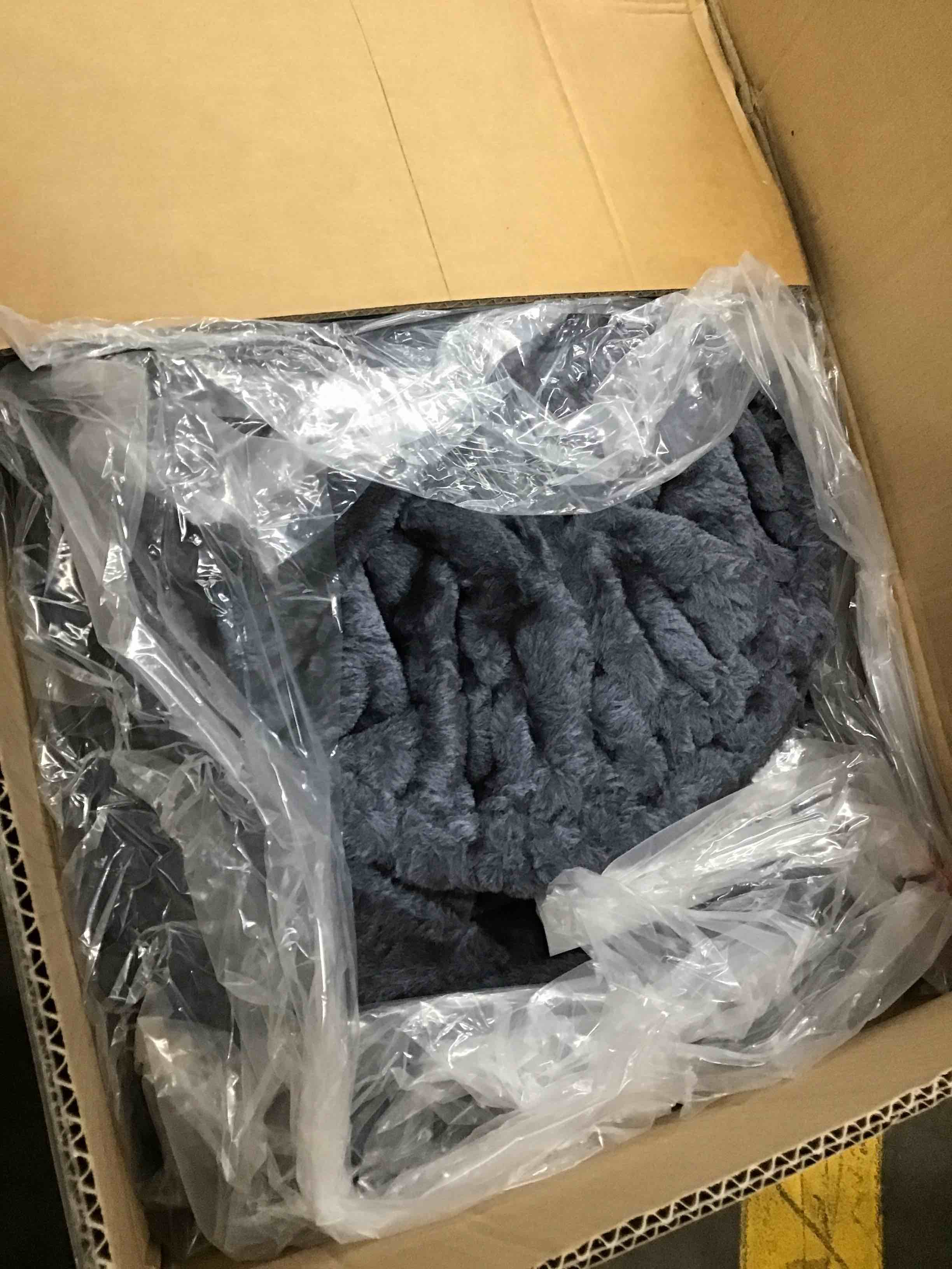 https://s3.amazonaws.com/lotting-images-prod/bidfta/YEL6062953_1717616261902.jpeg