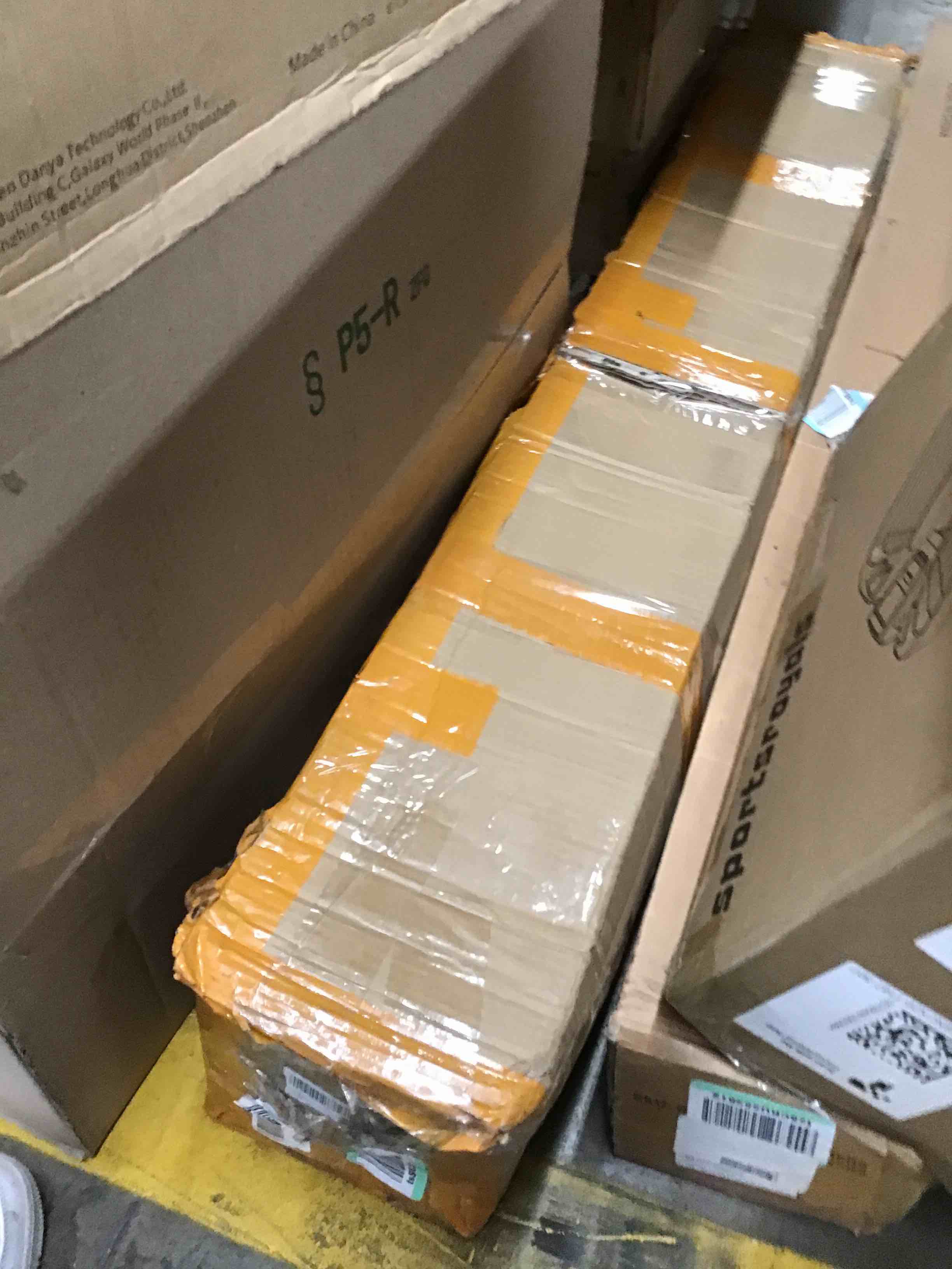 https://s3.amazonaws.com/lotting-images-prod/bidfta/YEL6062962_1717677104047.jpeg
