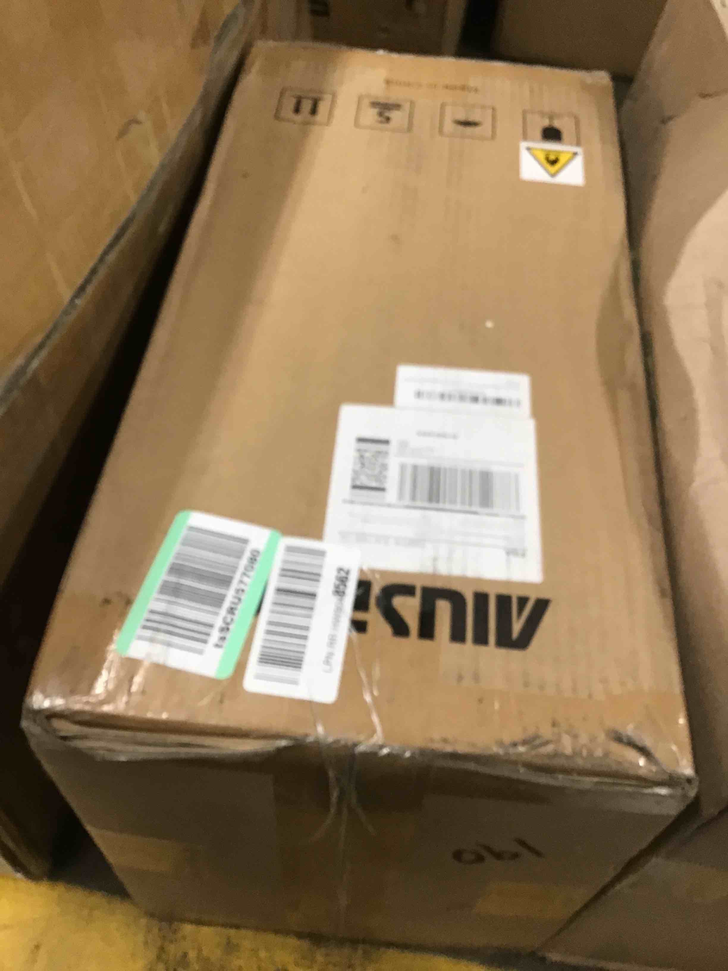 https://s3.amazonaws.com/lotting-images-prod/bidfta/YEL6062972_1717679578833.jpeg