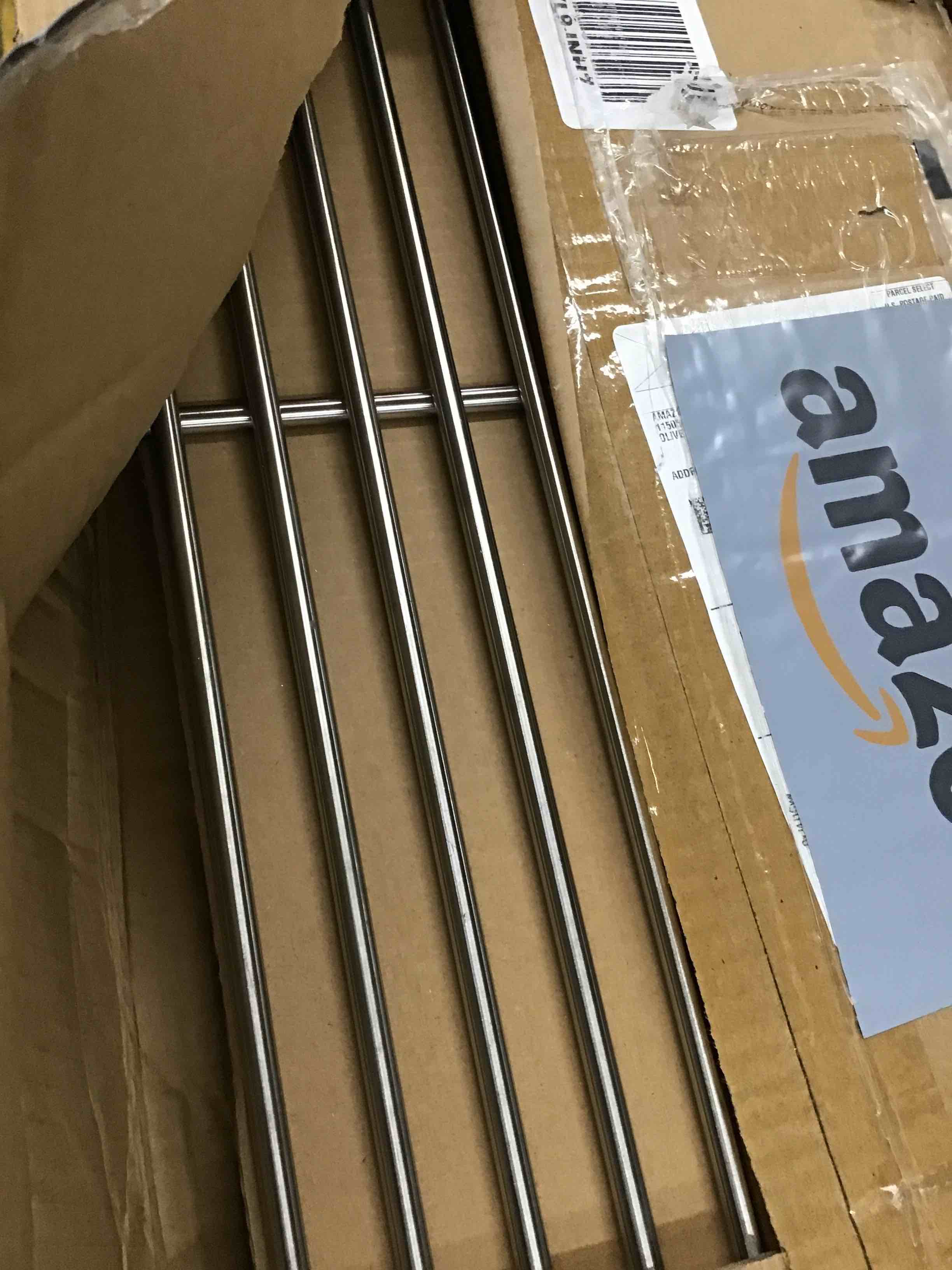 https://s3.amazonaws.com/lotting-images-prod/bidfta/YEL6062975_1717680031700.jpeg
