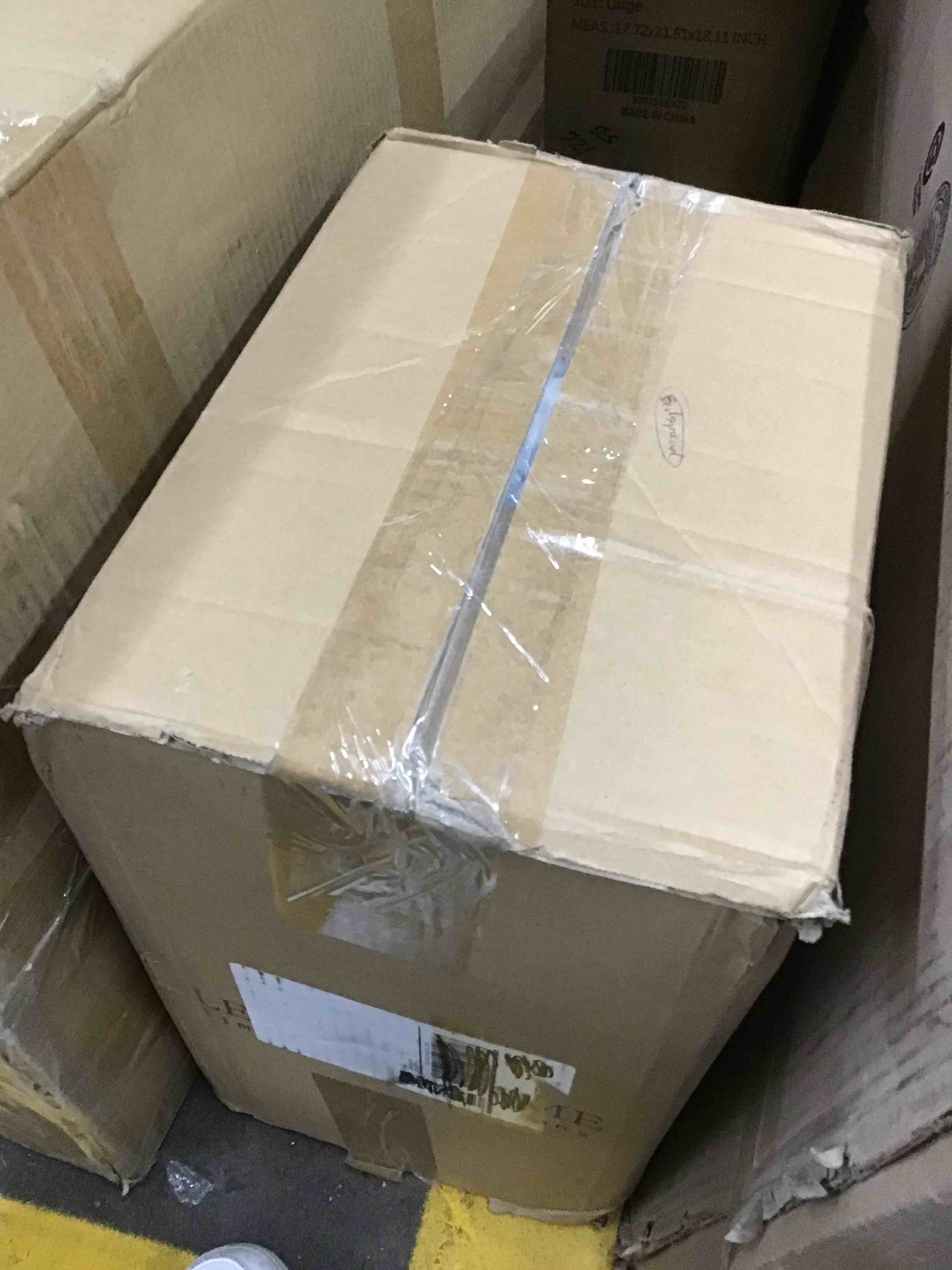 https://s3.amazonaws.com/lotting-images-prod/bidfta/YEL6062993_1717685484611.jpeg