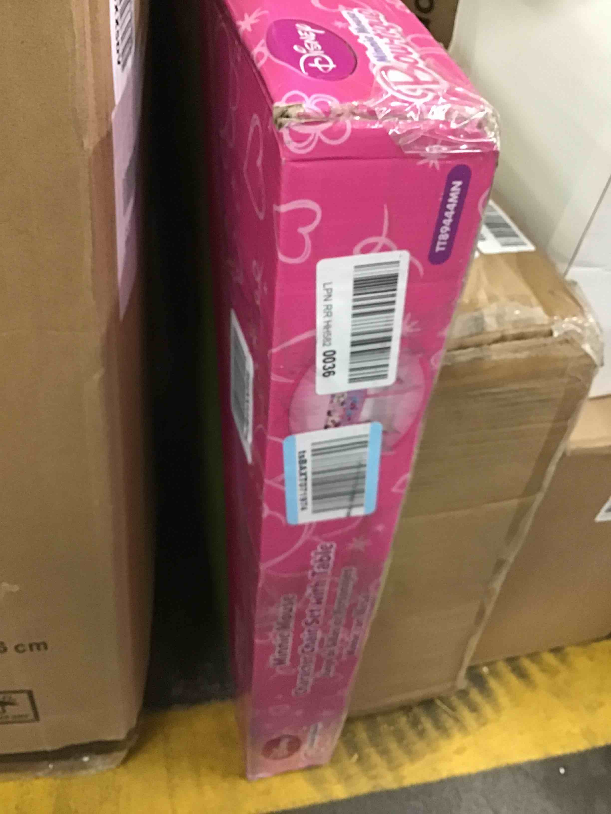 https://s3.amazonaws.com/lotting-images-prod/bidfta/YEL6064203_1713366447638.jpeg