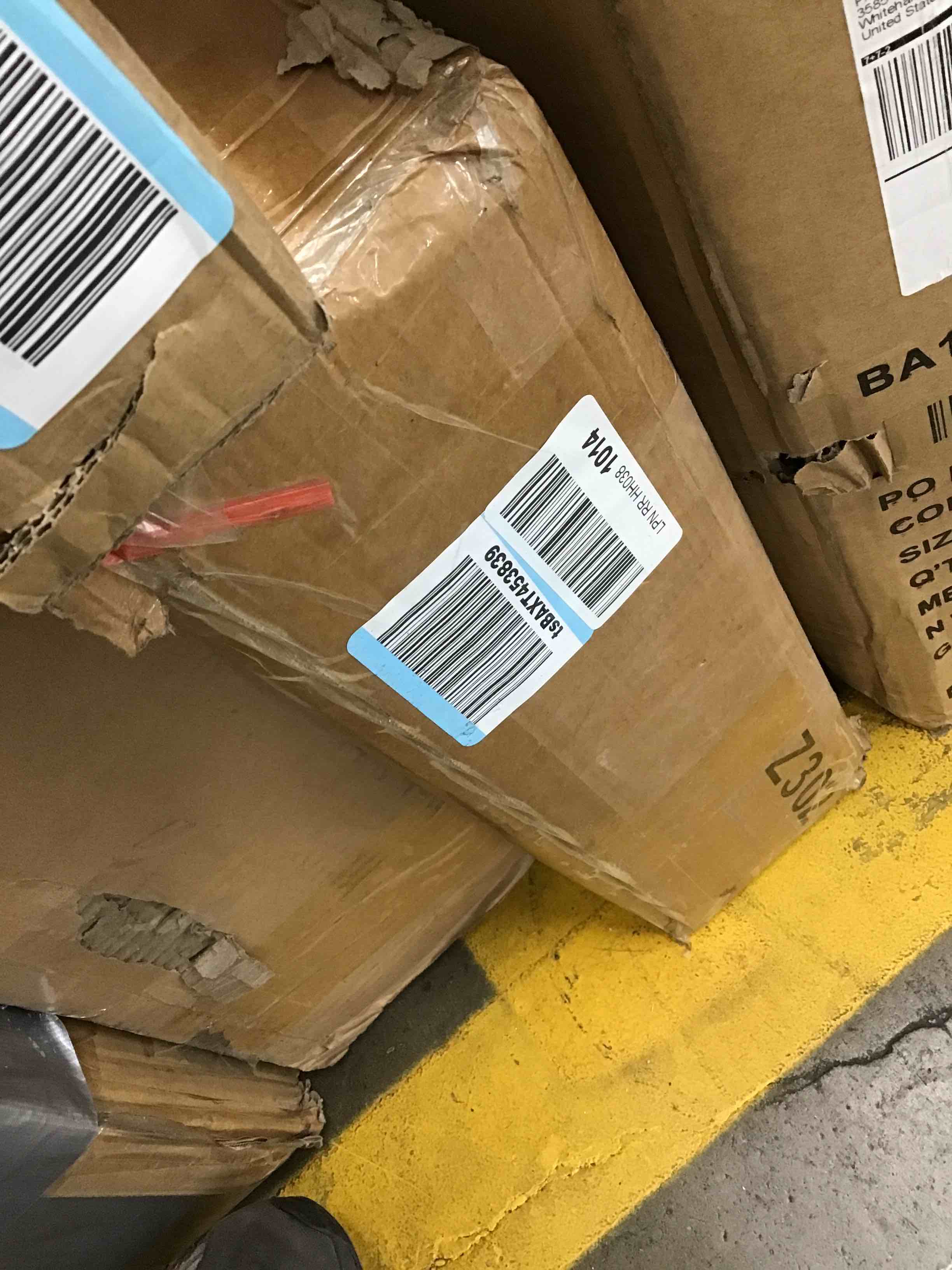 https://s3.amazonaws.com/lotting-images-prod/bidfta/YEL6064660_1713884554826.jpeg