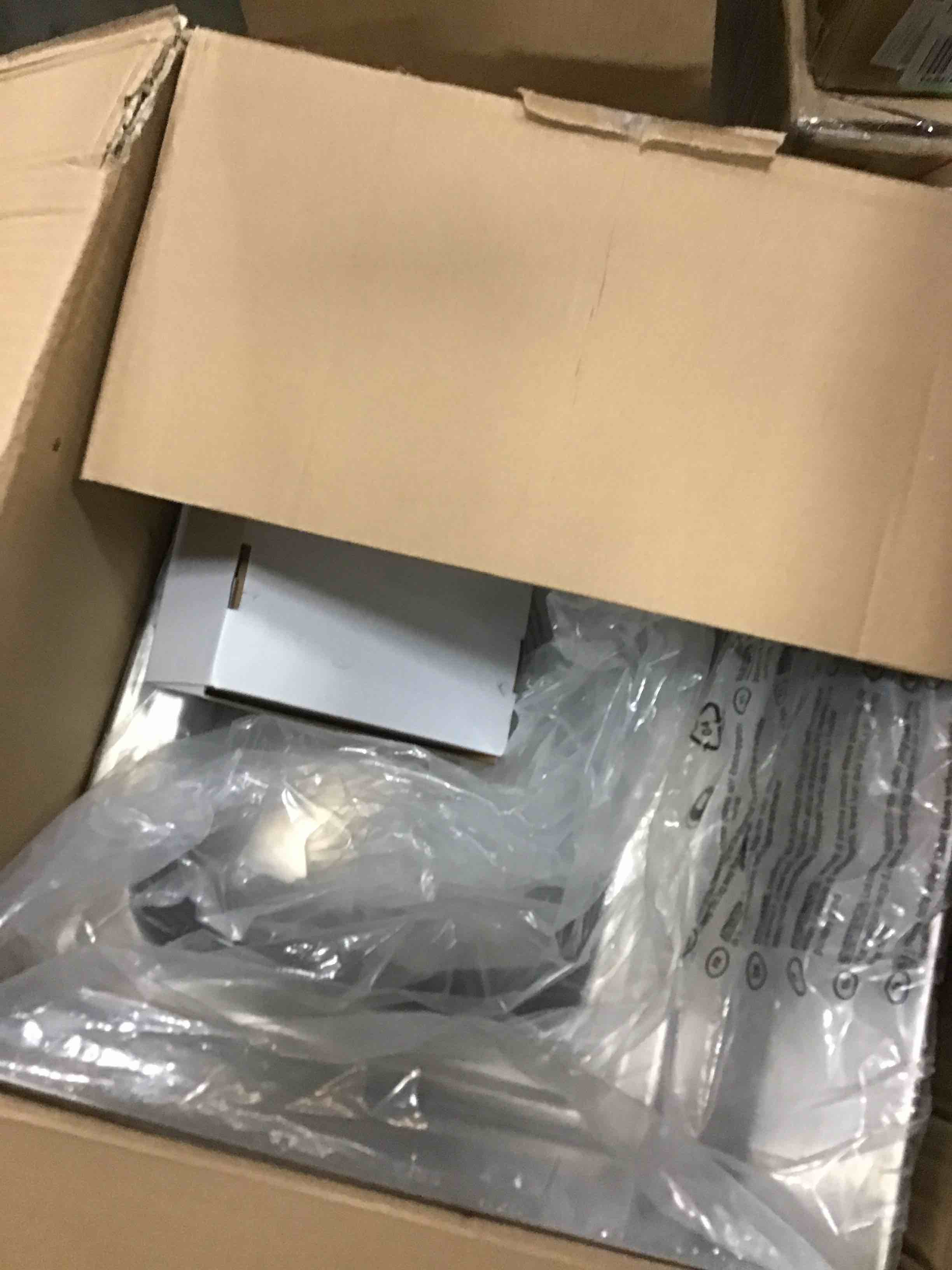 https://s3.amazonaws.com/lotting-images-prod/bidfta/YEL6067261_1716908866462.jpeg