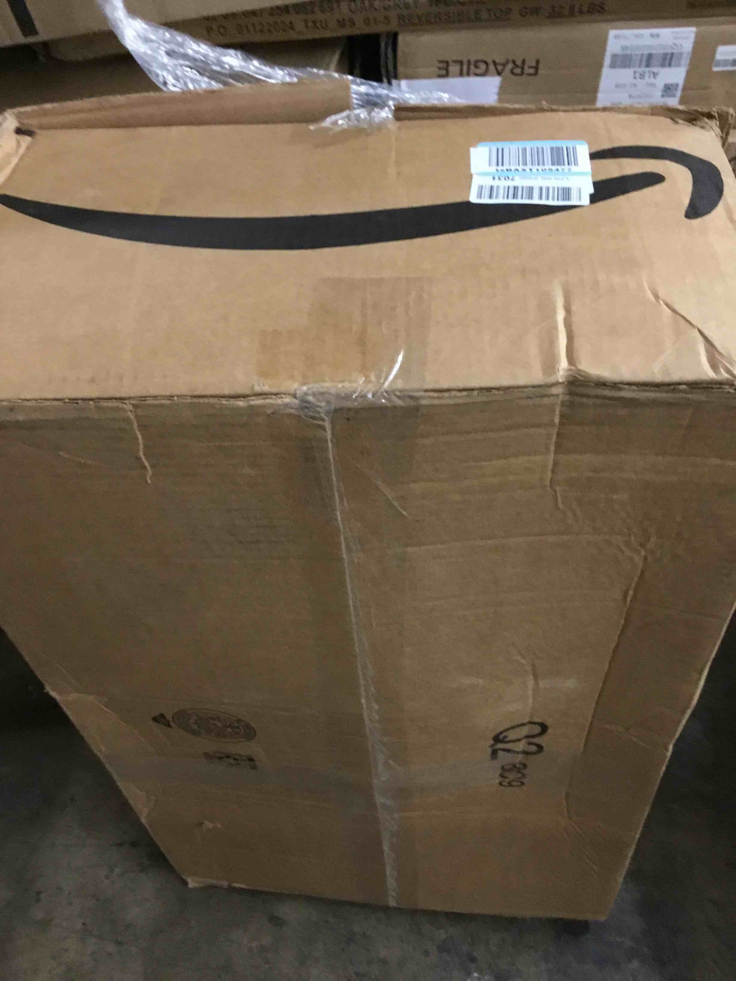 https://s3.amazonaws.com/lotting-images-prod/bidfta/YEL6069375_1723553632651.jpeg