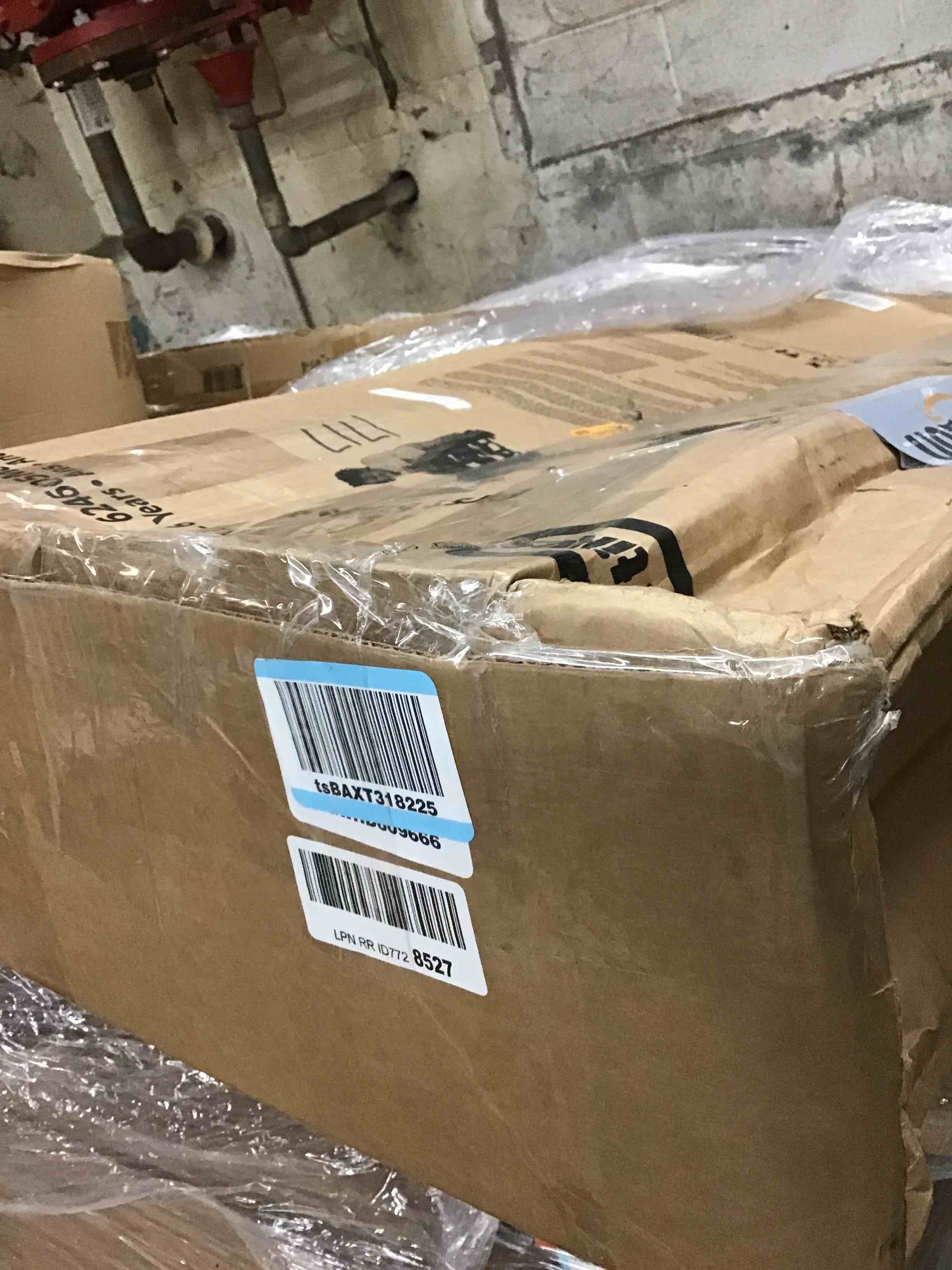 https://s3.amazonaws.com/lotting-images-prod/bidfta/YEL6069454_1721764475489.jpeg