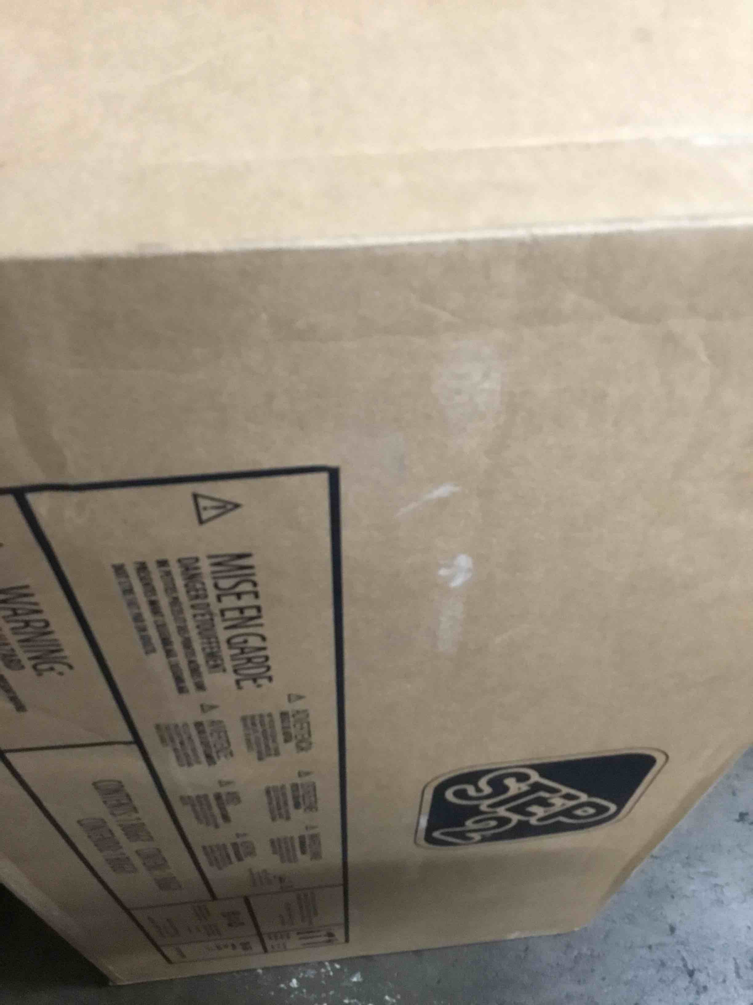 https://s3.amazonaws.com/lotting-images-prod/bidfta/YEL6070319_1723829678655.jpeg